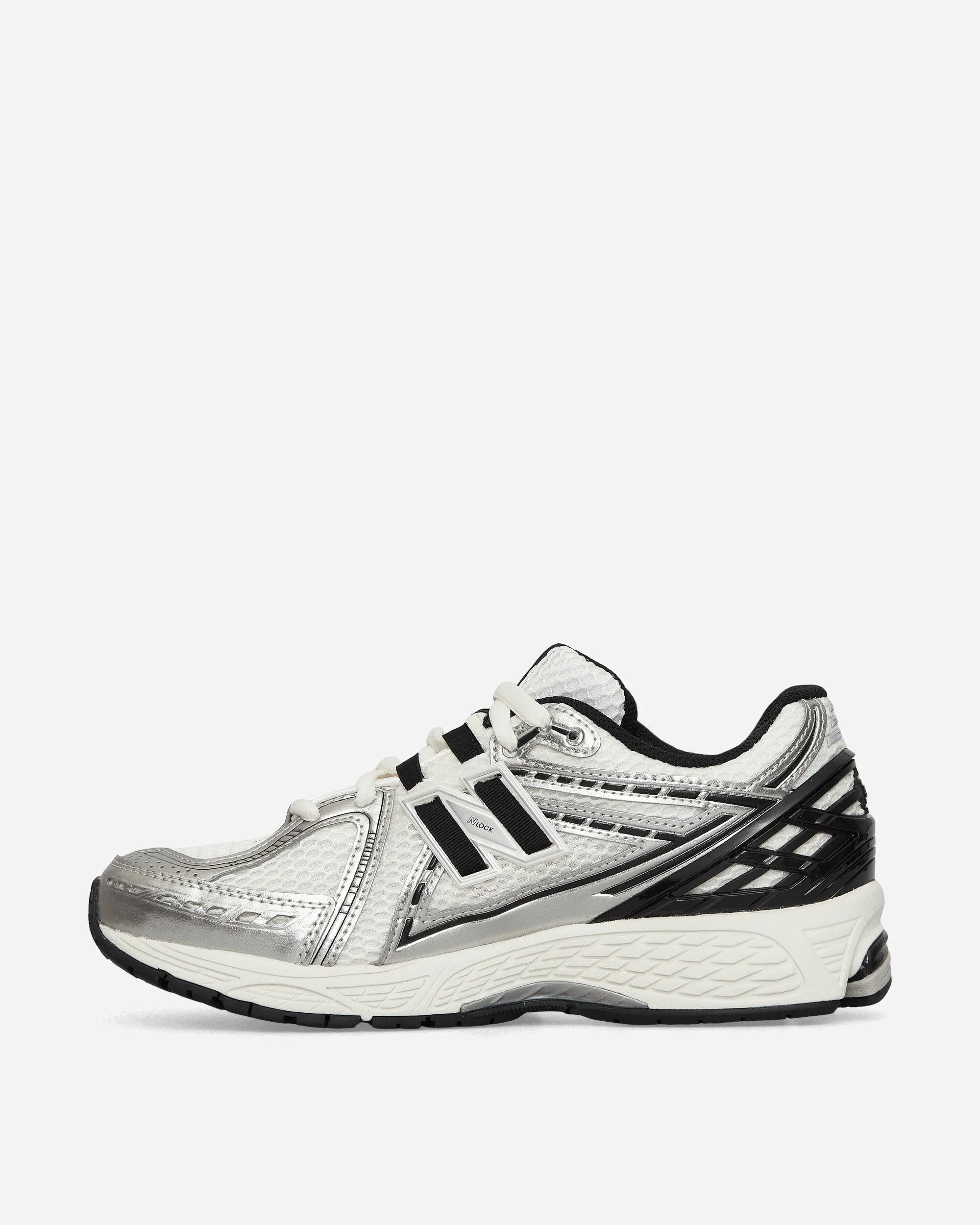 1906R Sneakers Silber Metallic / Schwarz / Meersalz