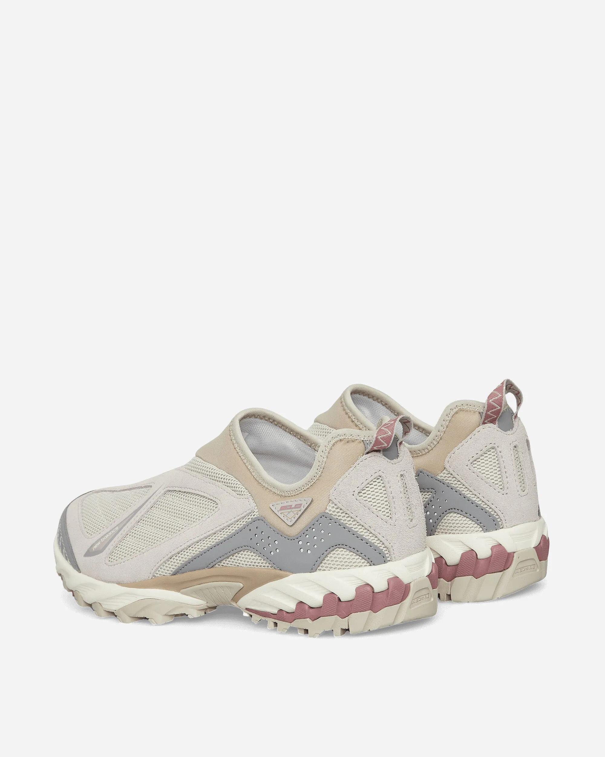 610S Sneakers Sand / Grau