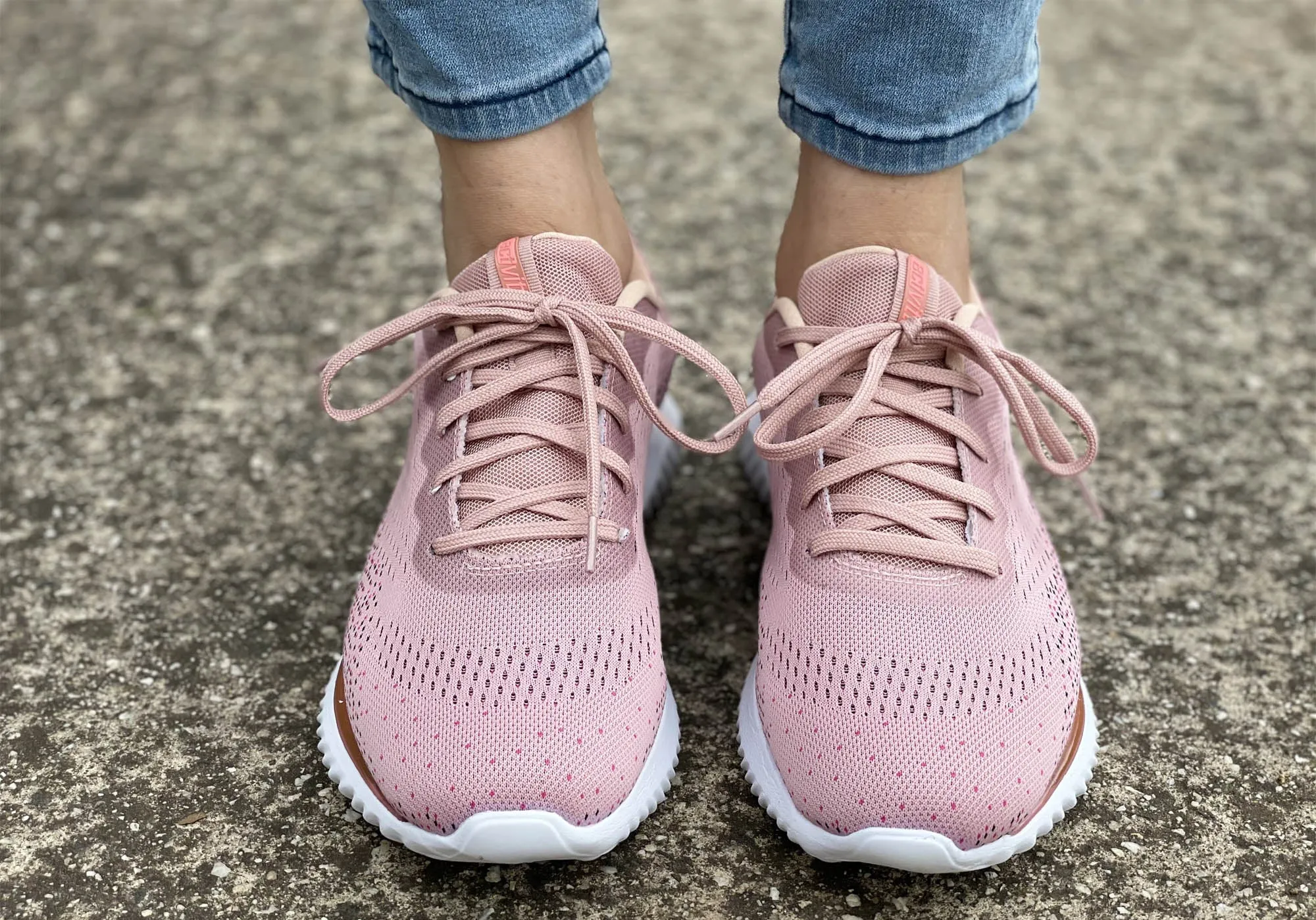 Actvitta Follow Damen Bequeme gepolsterte Schnür-Aktivitätsschuhe Actvitta Schuhe