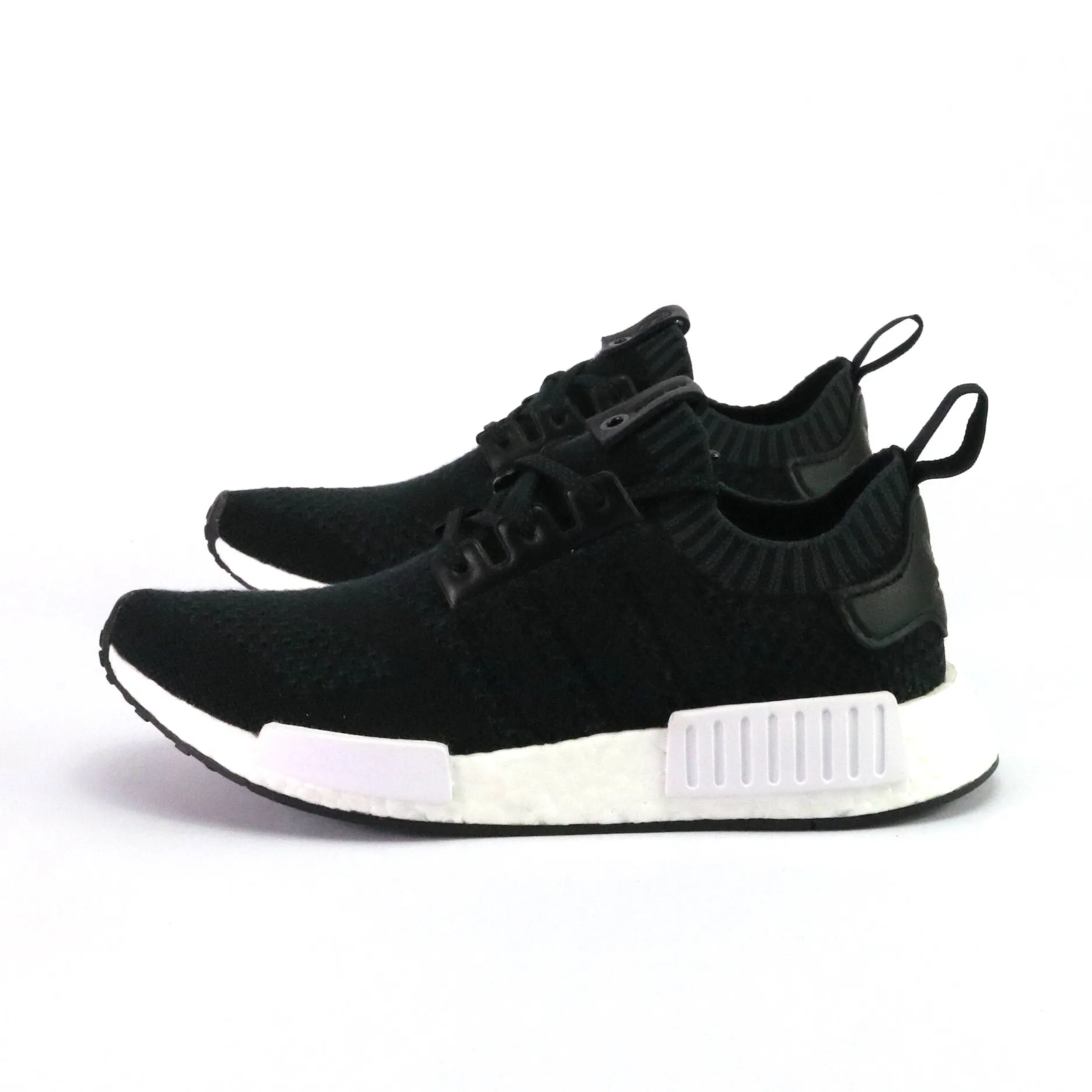 Adidas NMD R1 A Ma Maniere x Invincible Kaschmir-Wolle Adidas Sneakers