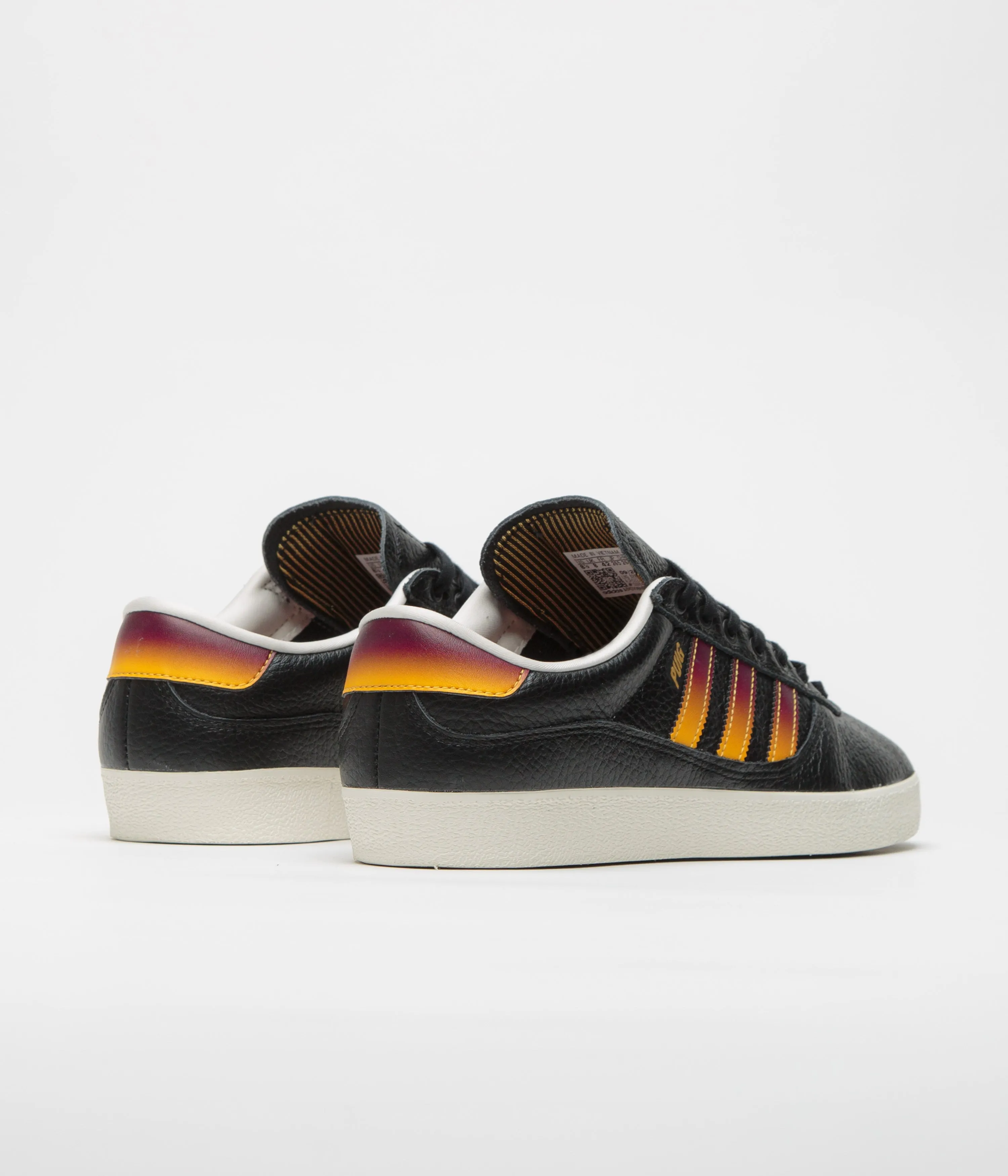 Adidas Puig Hallenschuhe - Core Schwarz / Shadow Rot / Crew Gelb Adidas