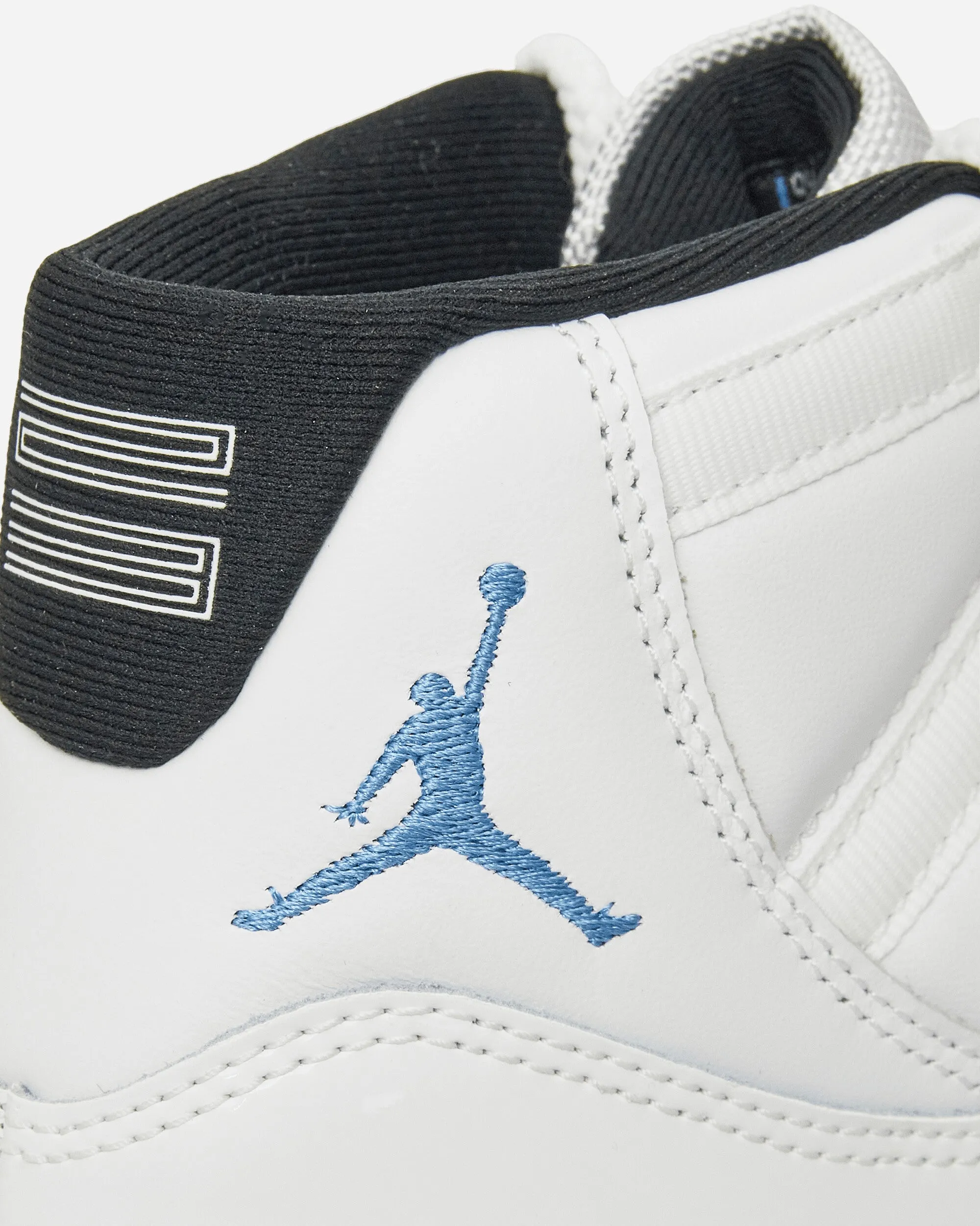 Air Jordan 11 Sneakers Legend Blau