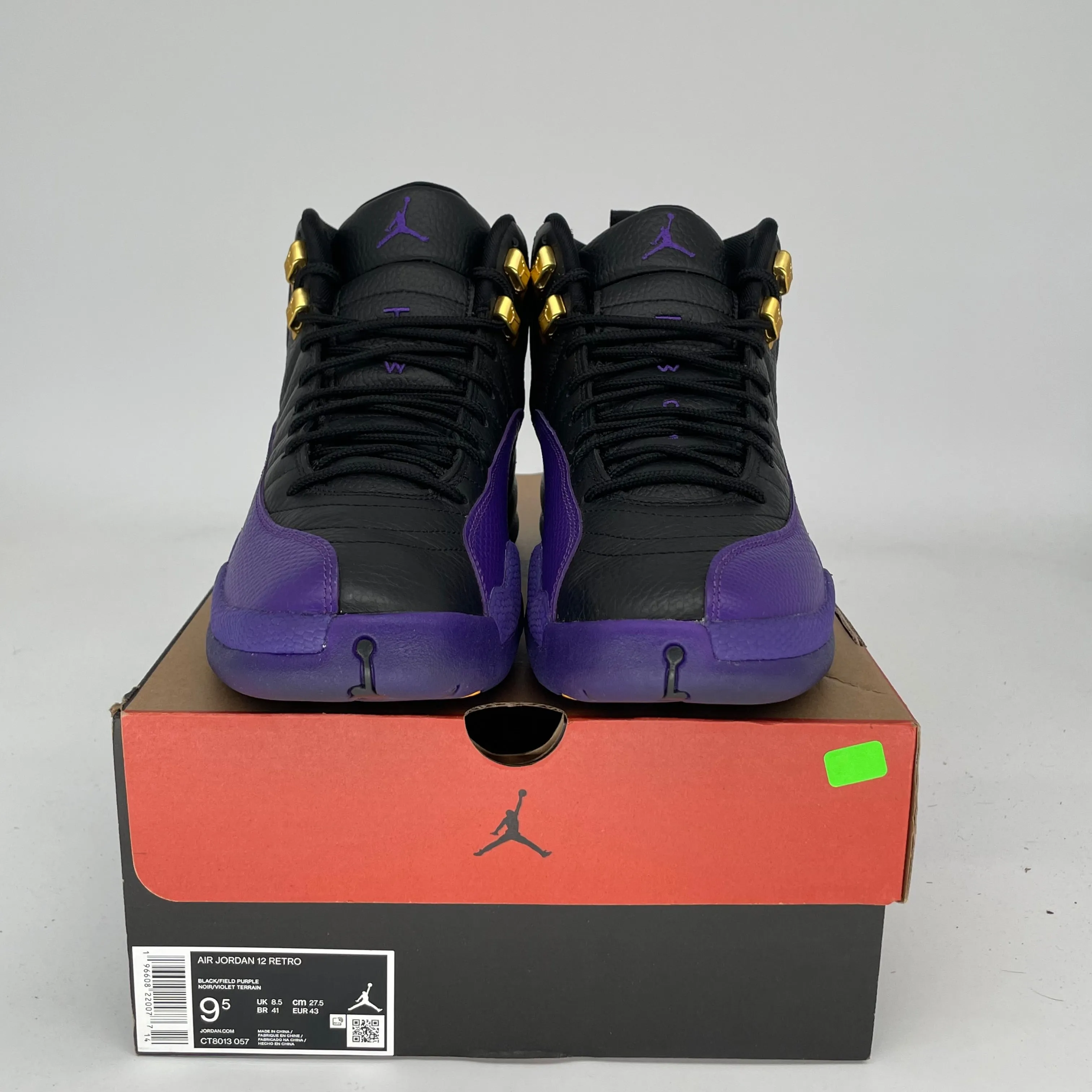 AIR JORDAN 12 FELD LILA GRÖßE 9.5 CT8013-057
