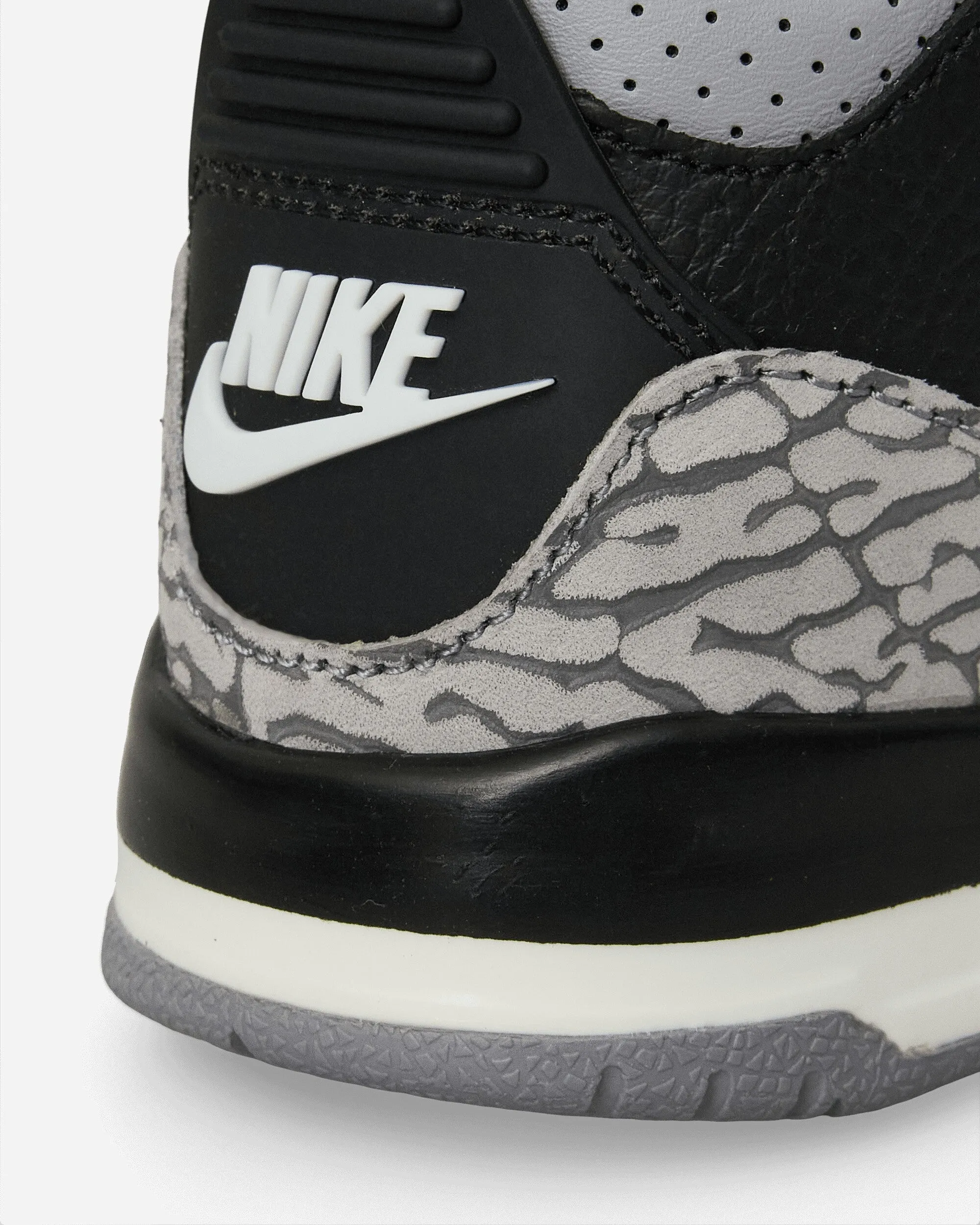 Air Jordan 3 Retro (PS) Sneakers Schwarz Cement