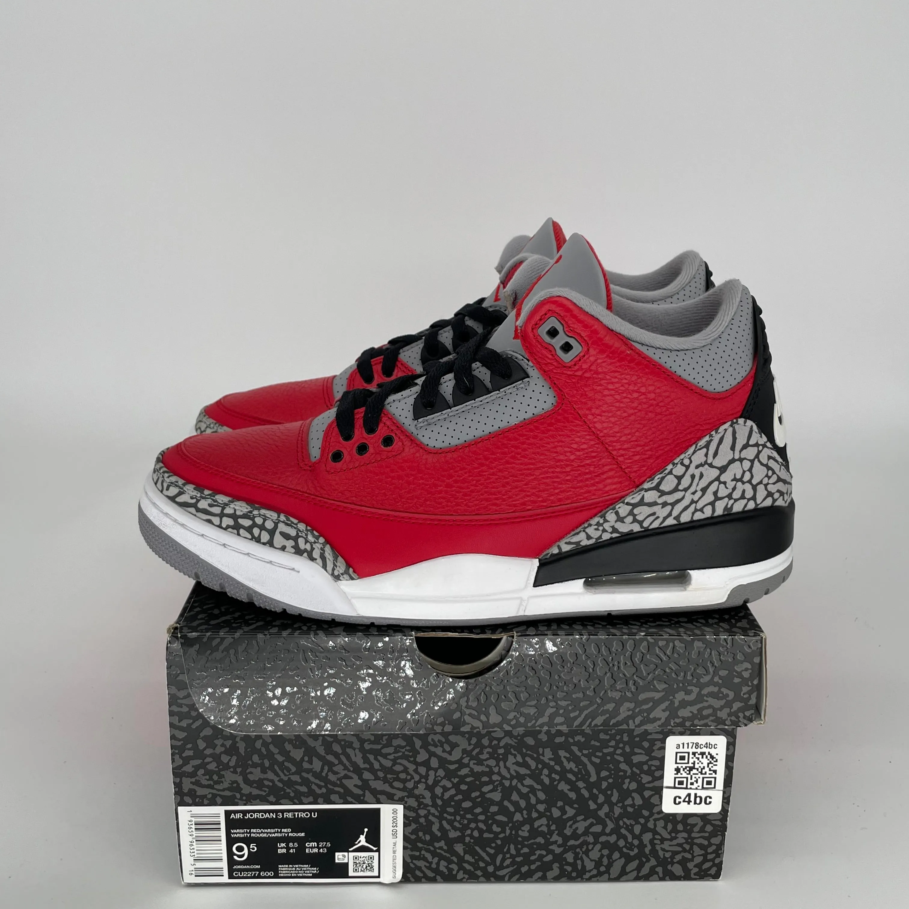 AIR JORDAN 3 UNITE CHI GRÖßE 9.5 CU2277-600