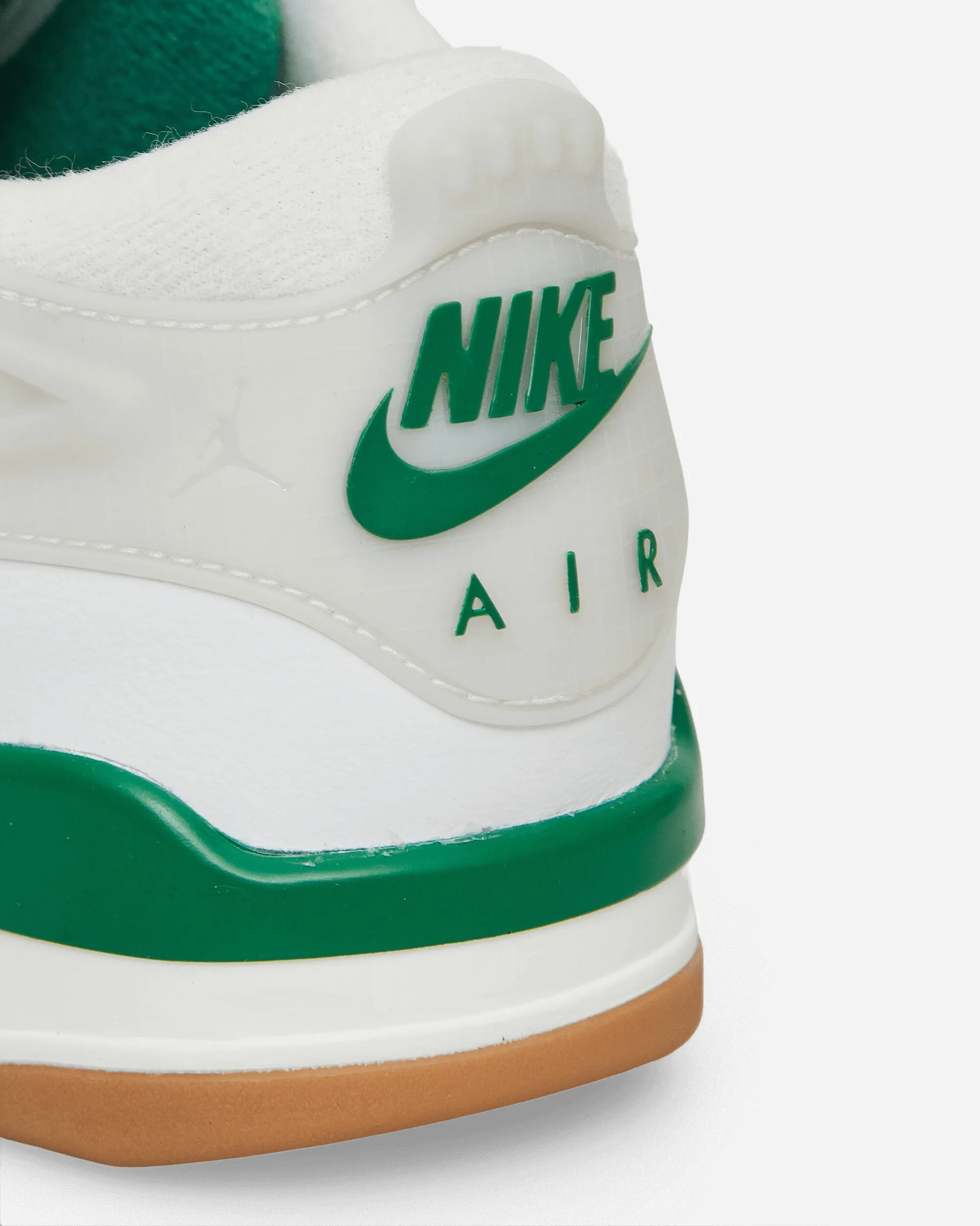 Air Jordan 4 RM Sneakers Weiß / Kieferngrün