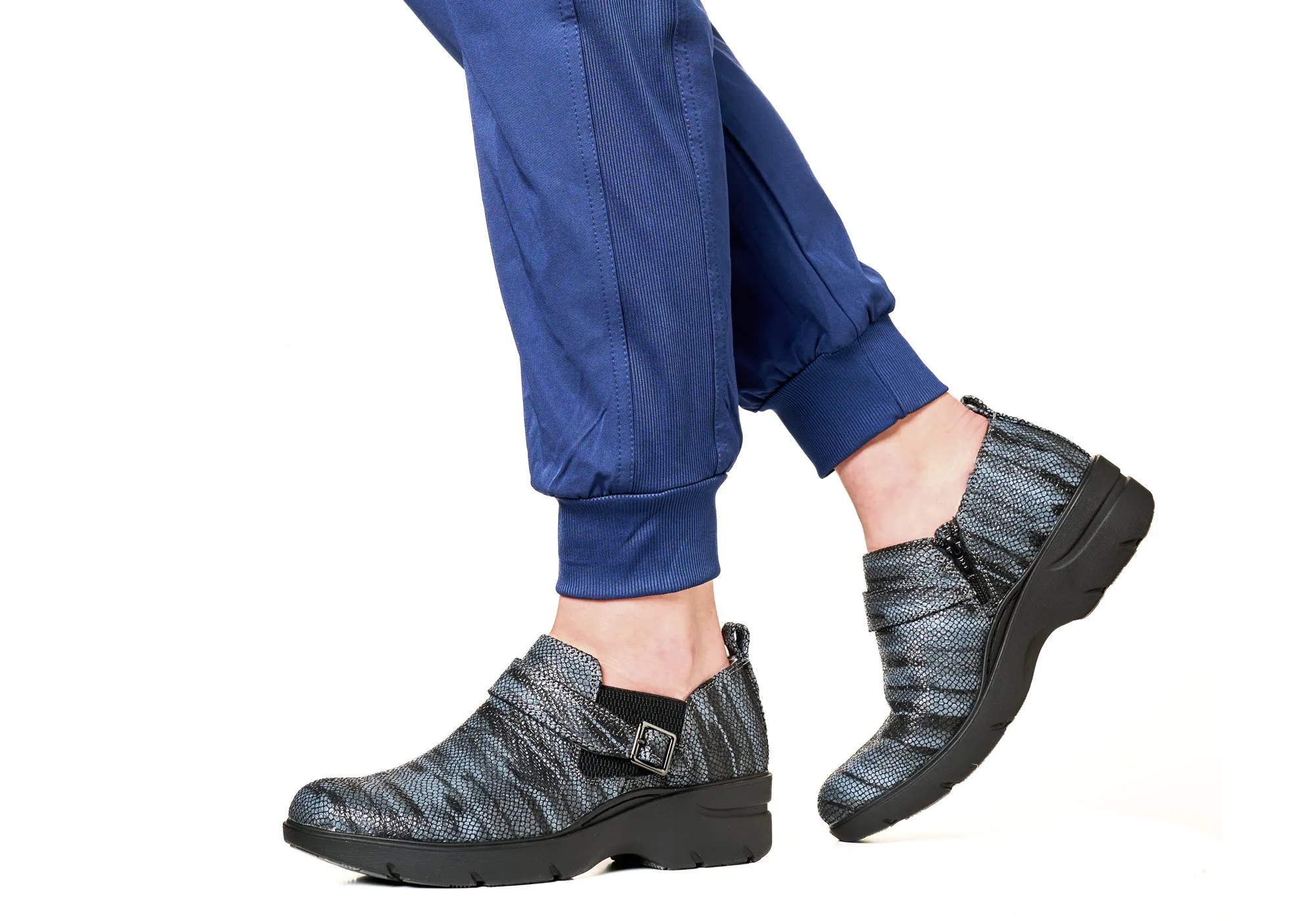 Align Arya Damen Leder Weite Passform Bequeme Schuhe mit Fußgewölbestütze Align Schuhe