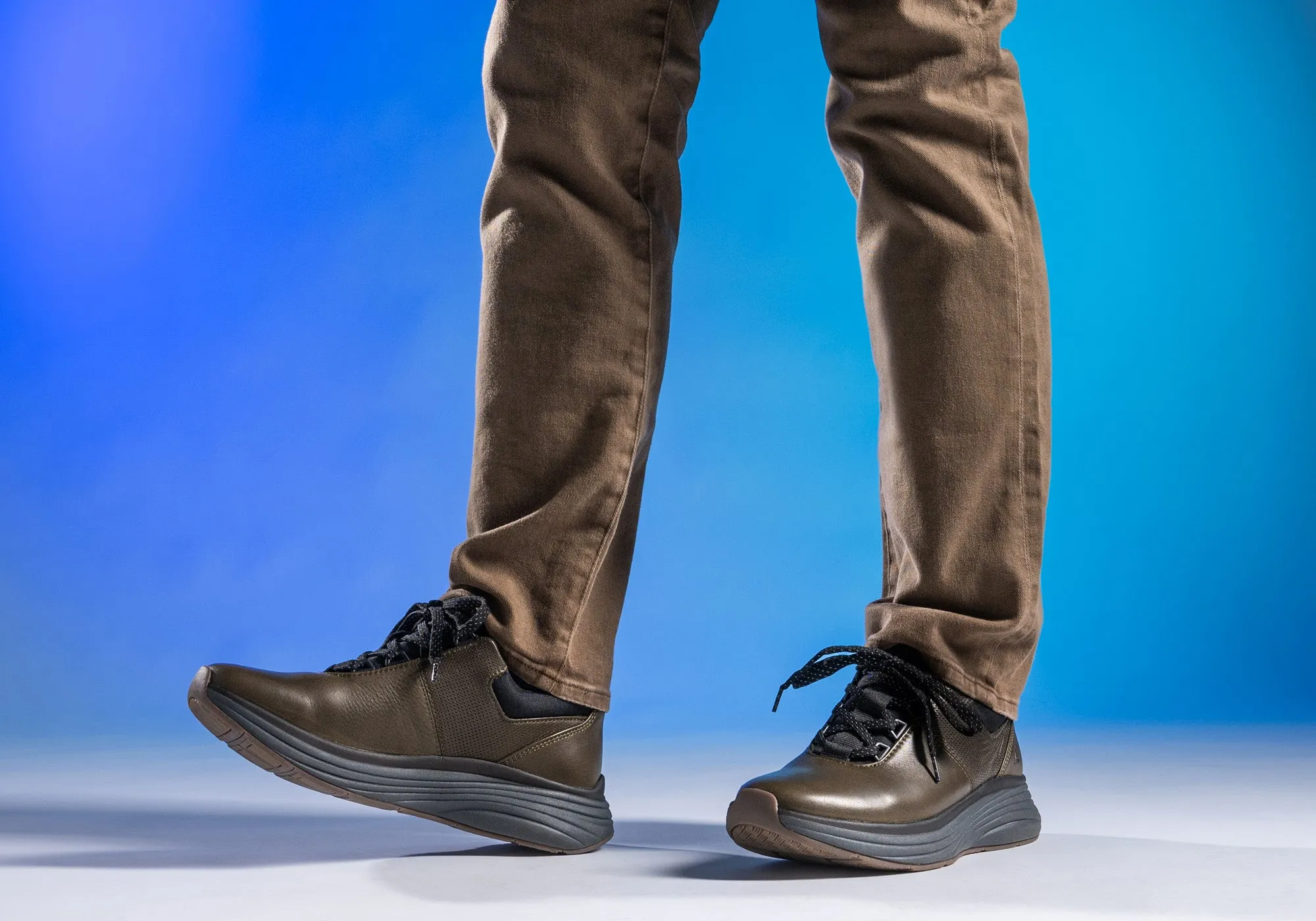 Align Tahoe Herren Bequeme Ledersneaker mit Weitem Schnitt und Fußgewölbestütze Align Schuhe