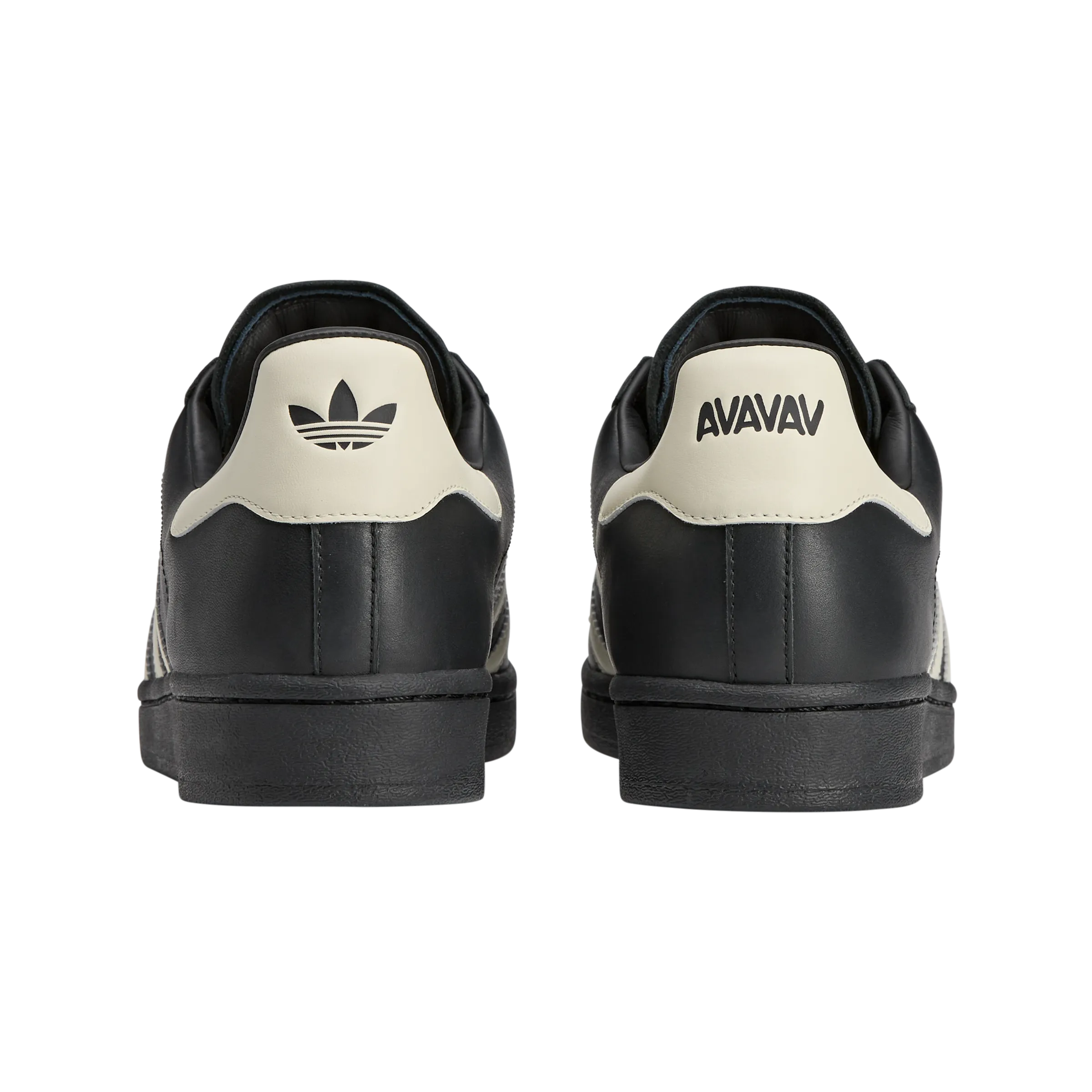  Avavav Superfinger Superstar ‚Core Black Cream‘