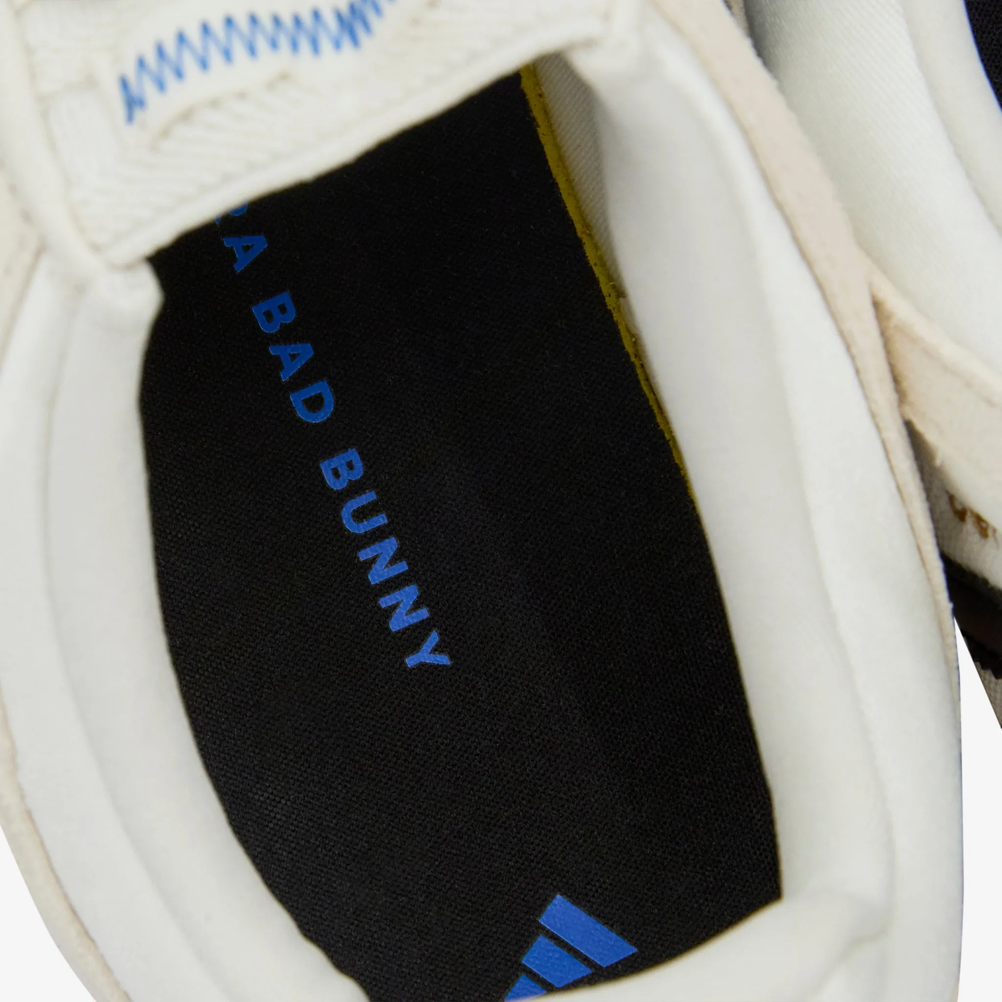 Bad Bunny x Ballerina Off White | Kernschwarz | Gum adidas Kleidung