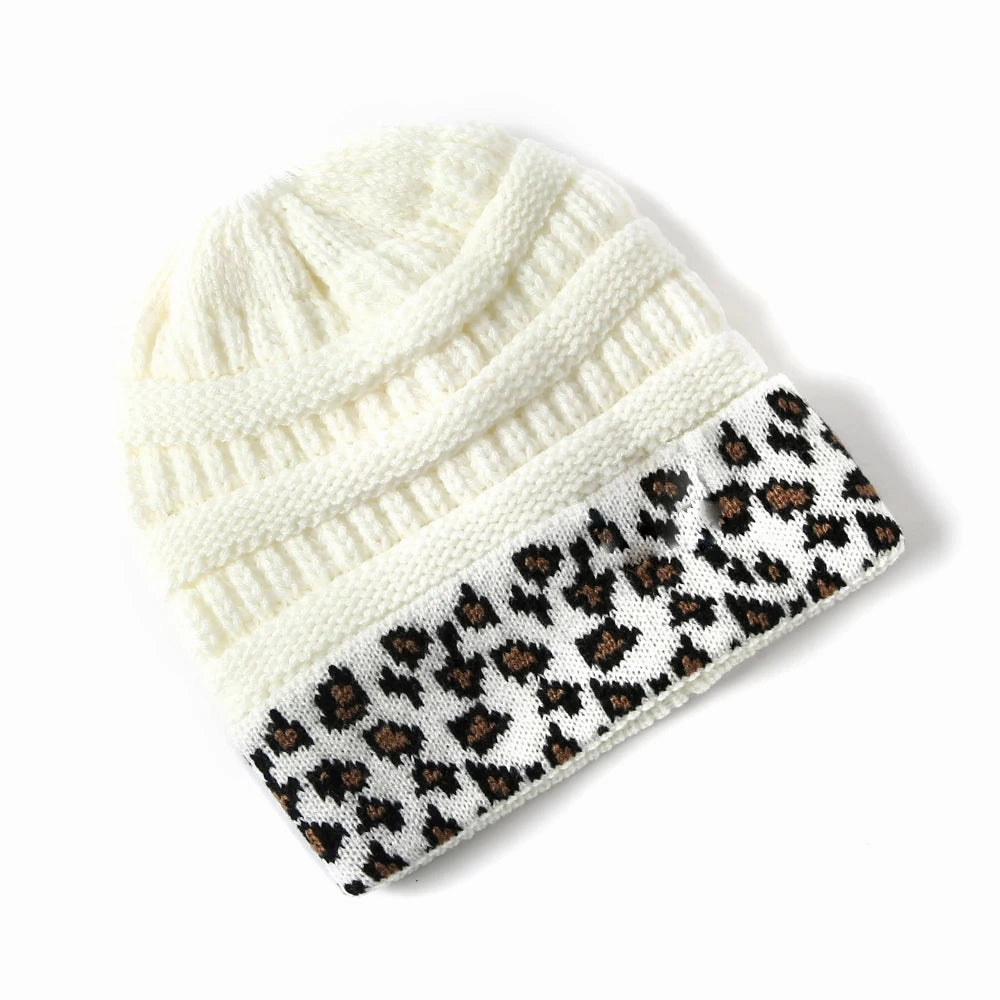 Bonnet Femme Hiver avec Revers Lopard C FelineFold