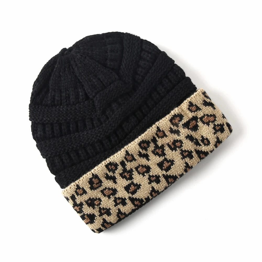 Bonnet Femme Hiver avec Revers Lopard C FelineFold
