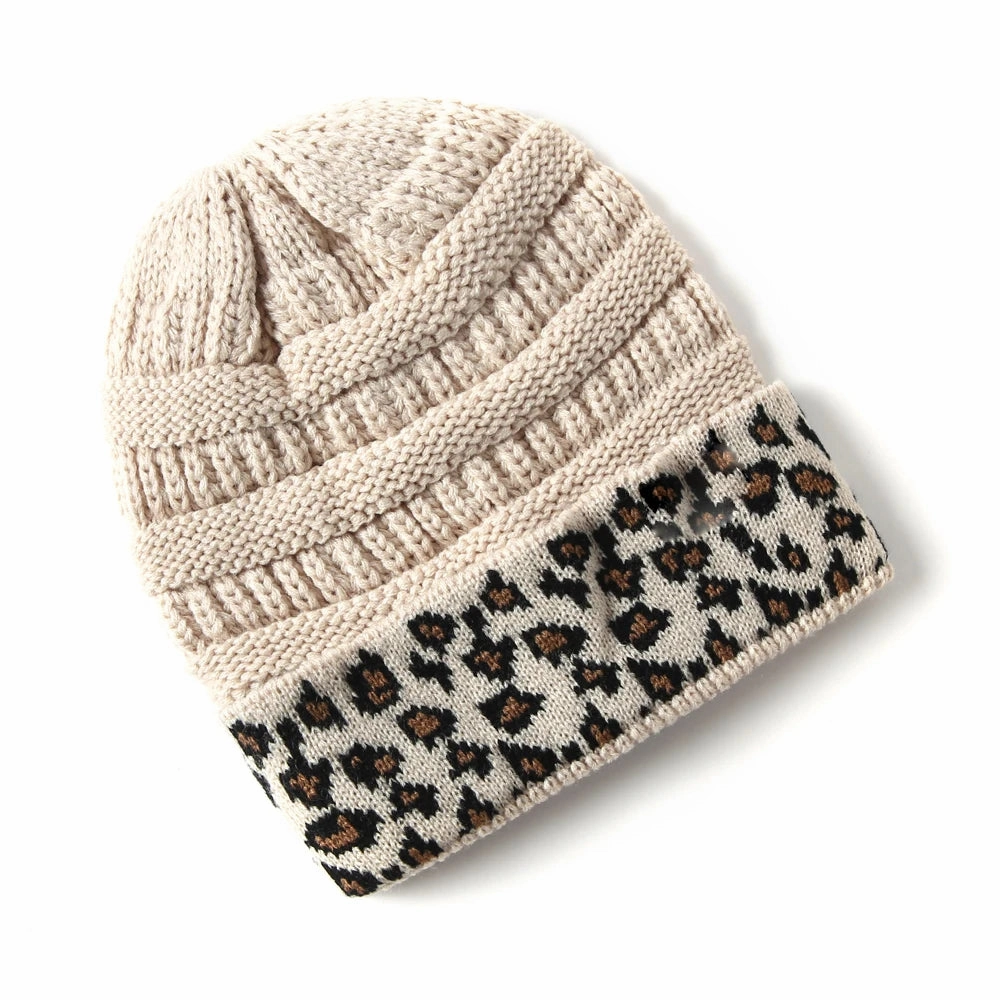 Bonnet Femme Hiver avec Revers Lopard C FelineFold