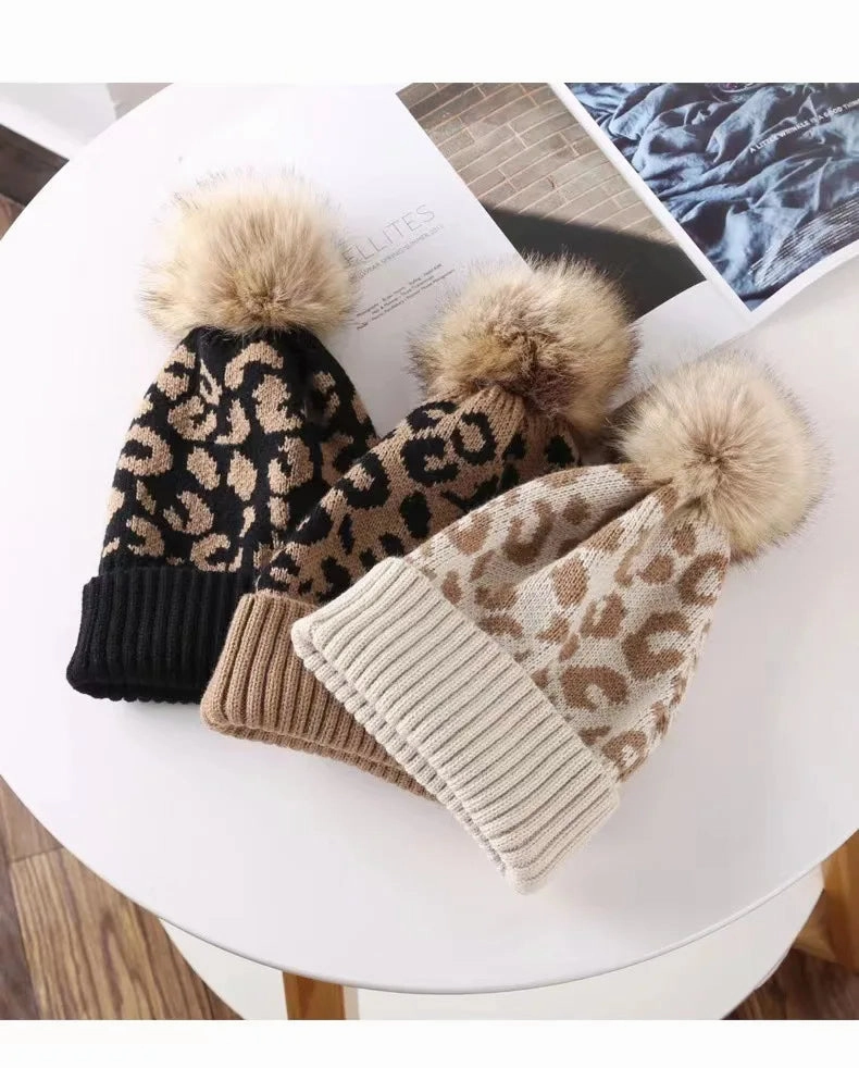 Bonnet Femme Lopard avec Pompon Douillet C Cheelyah