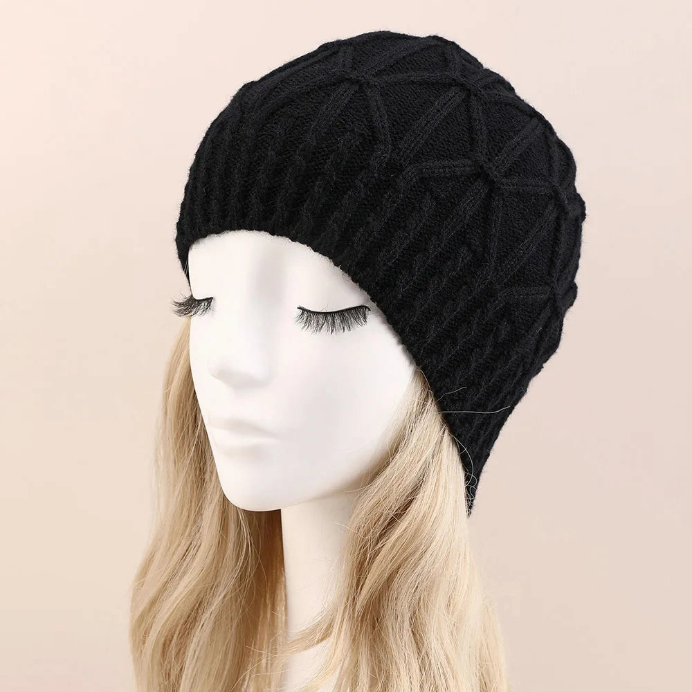 Bonnet Femme Matire Douce avec Dtails en Relief C Sculpt