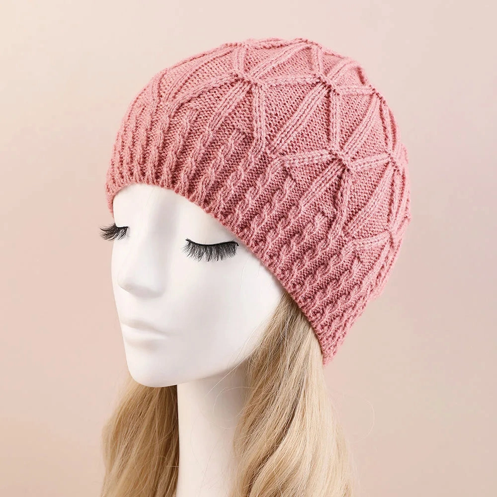 Bonnet Femme Matire Douce avec Dtails en Relief C Sculpt