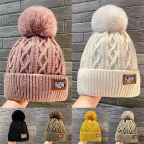 Bonnet Hiver avec Pompon Doux C  Douilly winter-knitted-hat