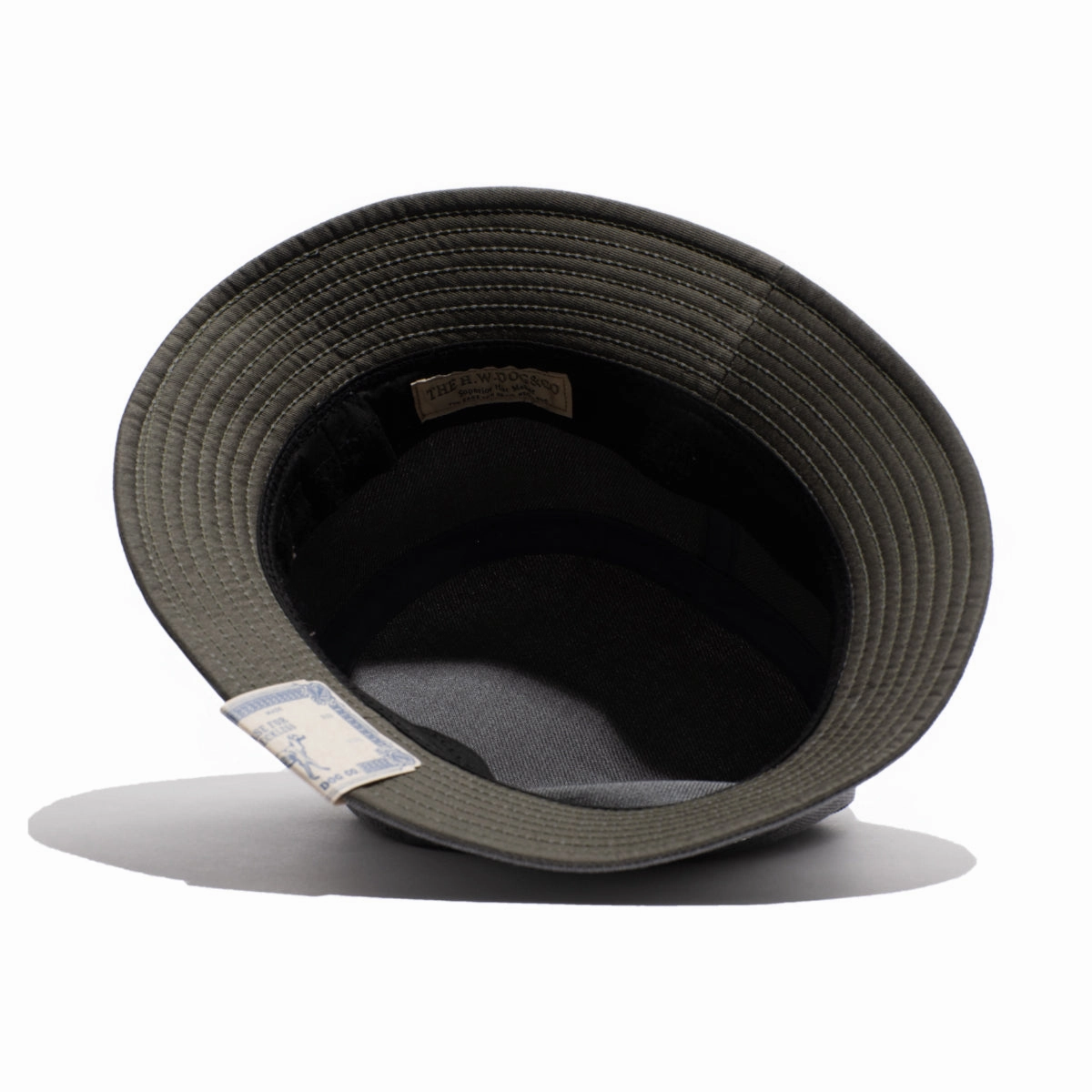 BUCKET HAT