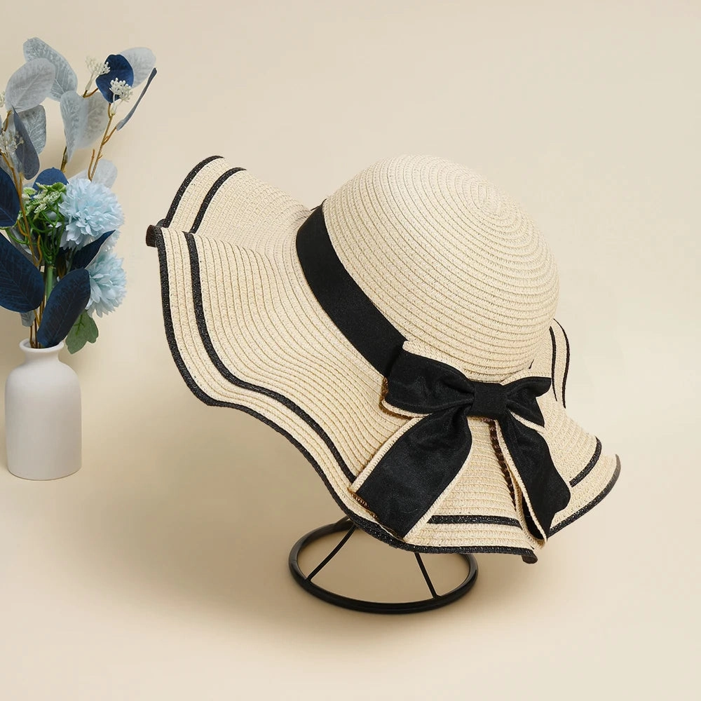 Chapeau de Paille - ChicChroma