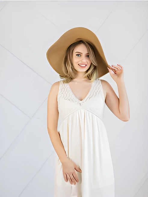Chapeau de Paille - GoldenGaze