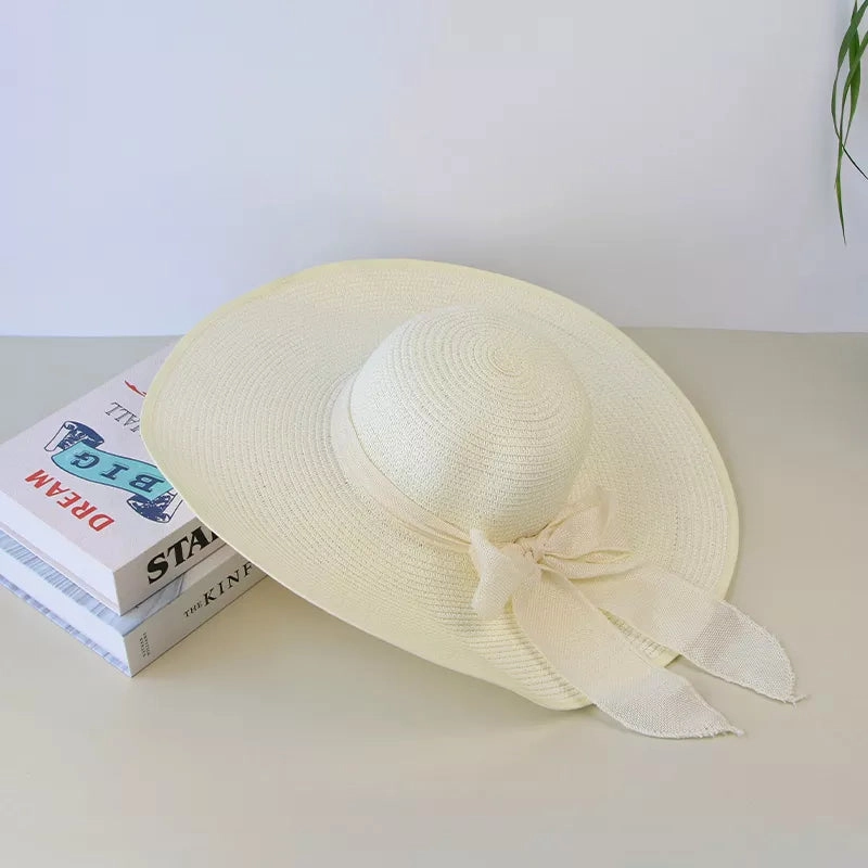 Chapeau de Paille - SunlitMingle