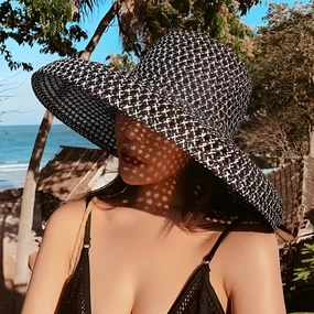 Chapeau de Paille Large C Motif Tress Original spring-straw-hat