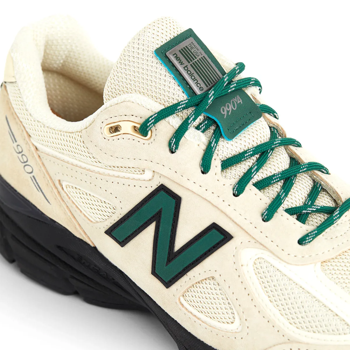 in USA 990v4 'Macadamia-Nuss'