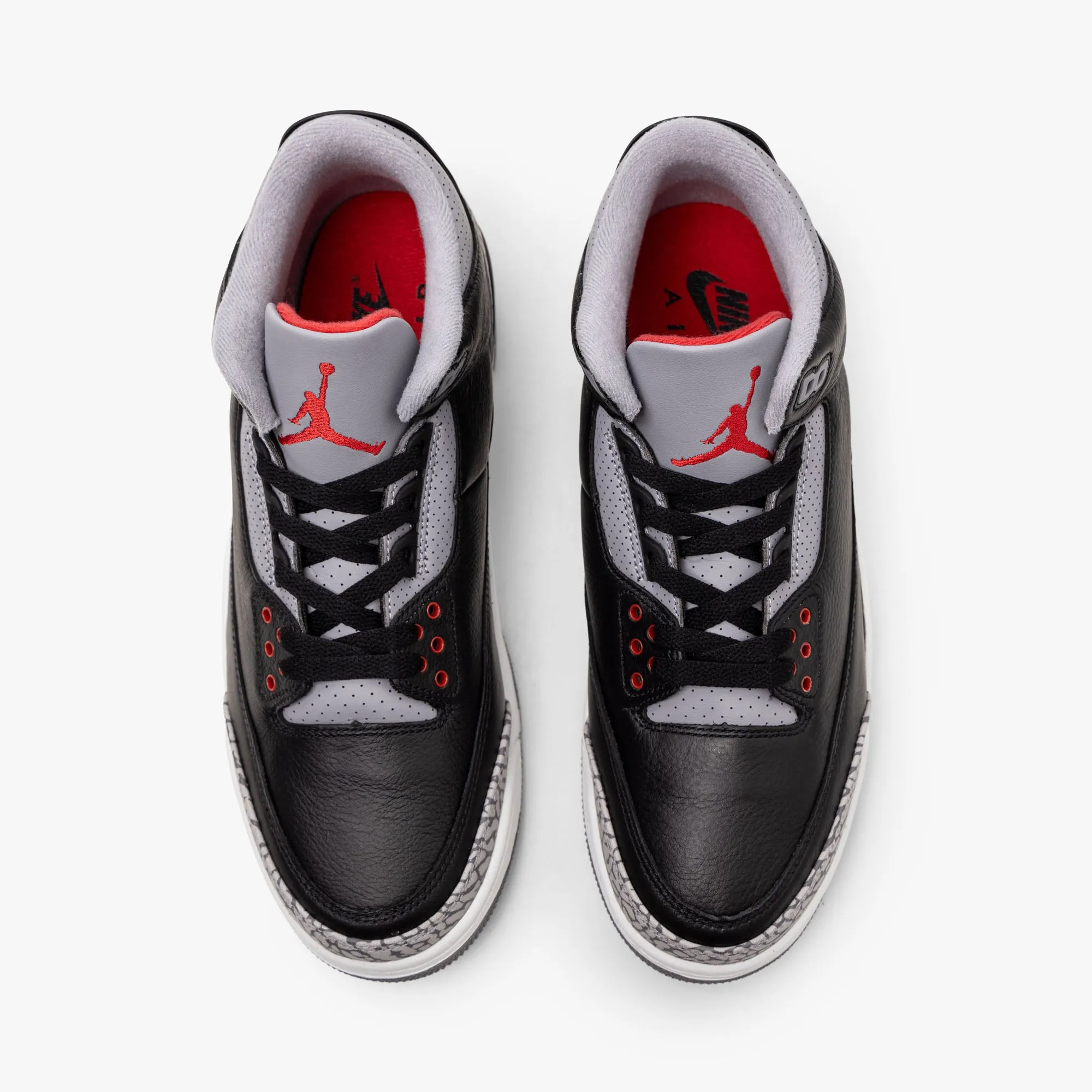 Jordan 3 Retro Schwarz / Feuerrot - Zementgrau