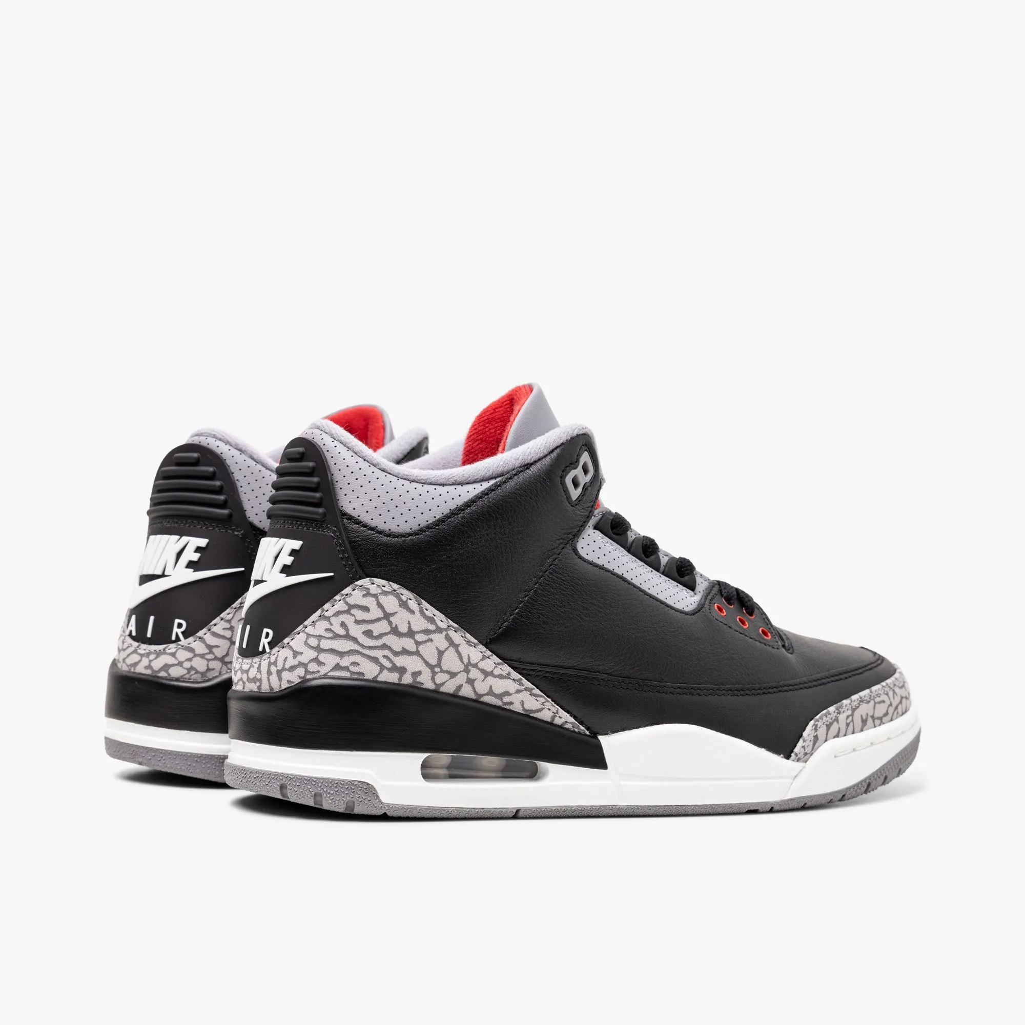 Jordan 3 Retro Schwarz / Feuerrot - Zementgrau