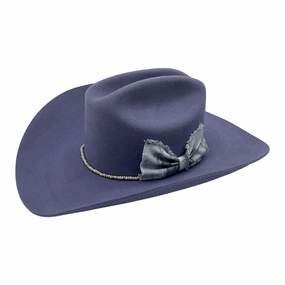 Lavender Dreamscape winter-woolen-hat