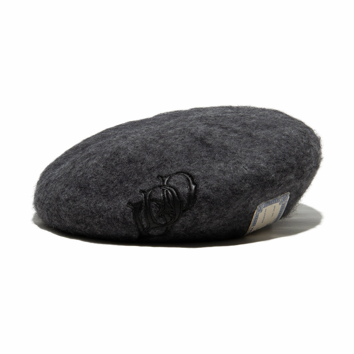 LEATHER WAPPEN FLUFFY BERET - Gray