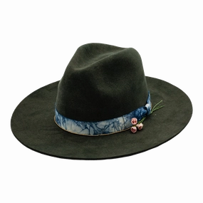 Lucy in the Sky winter-woolen-hat
