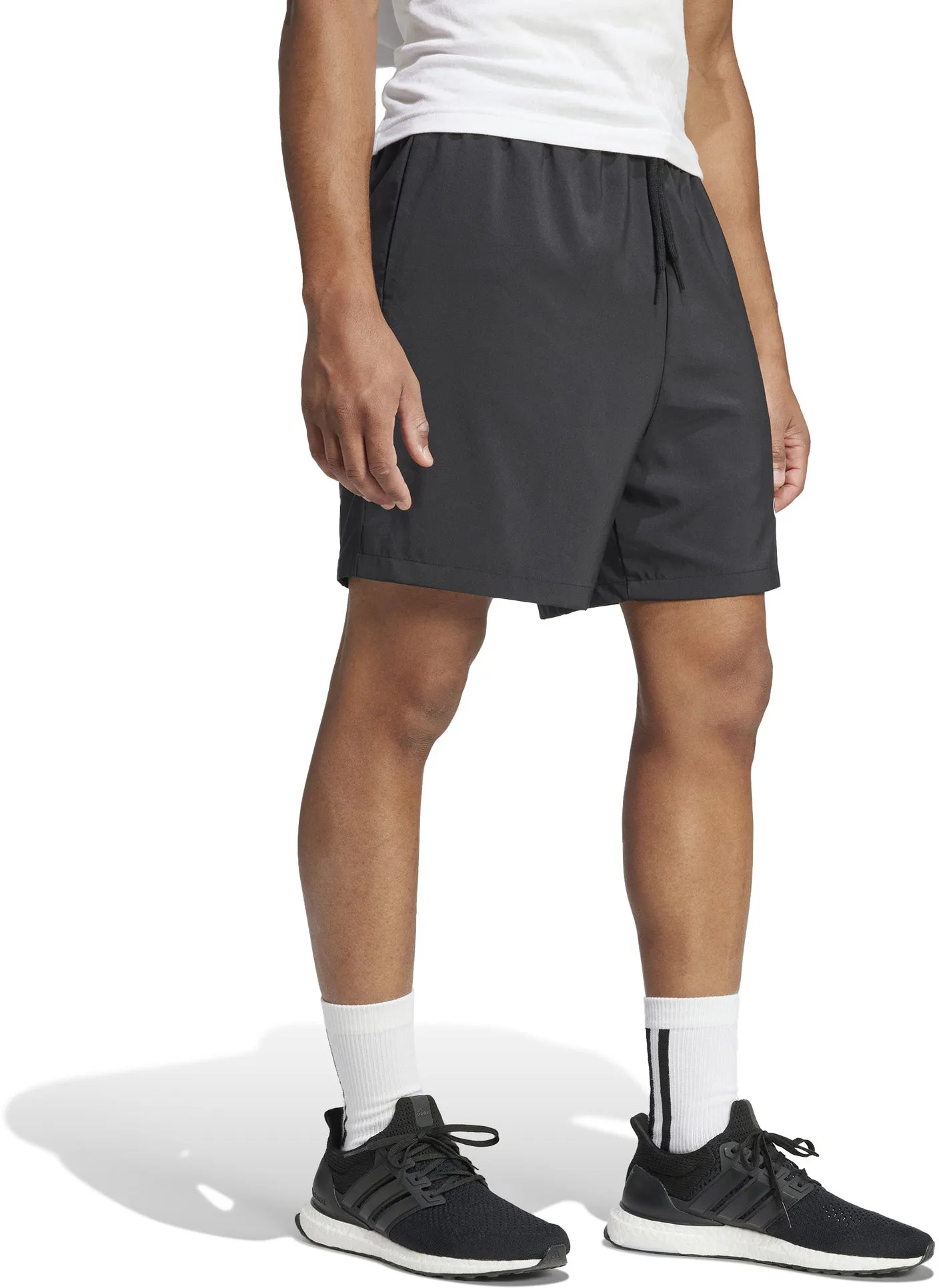 Herren Essentials Linear Logo Shorts