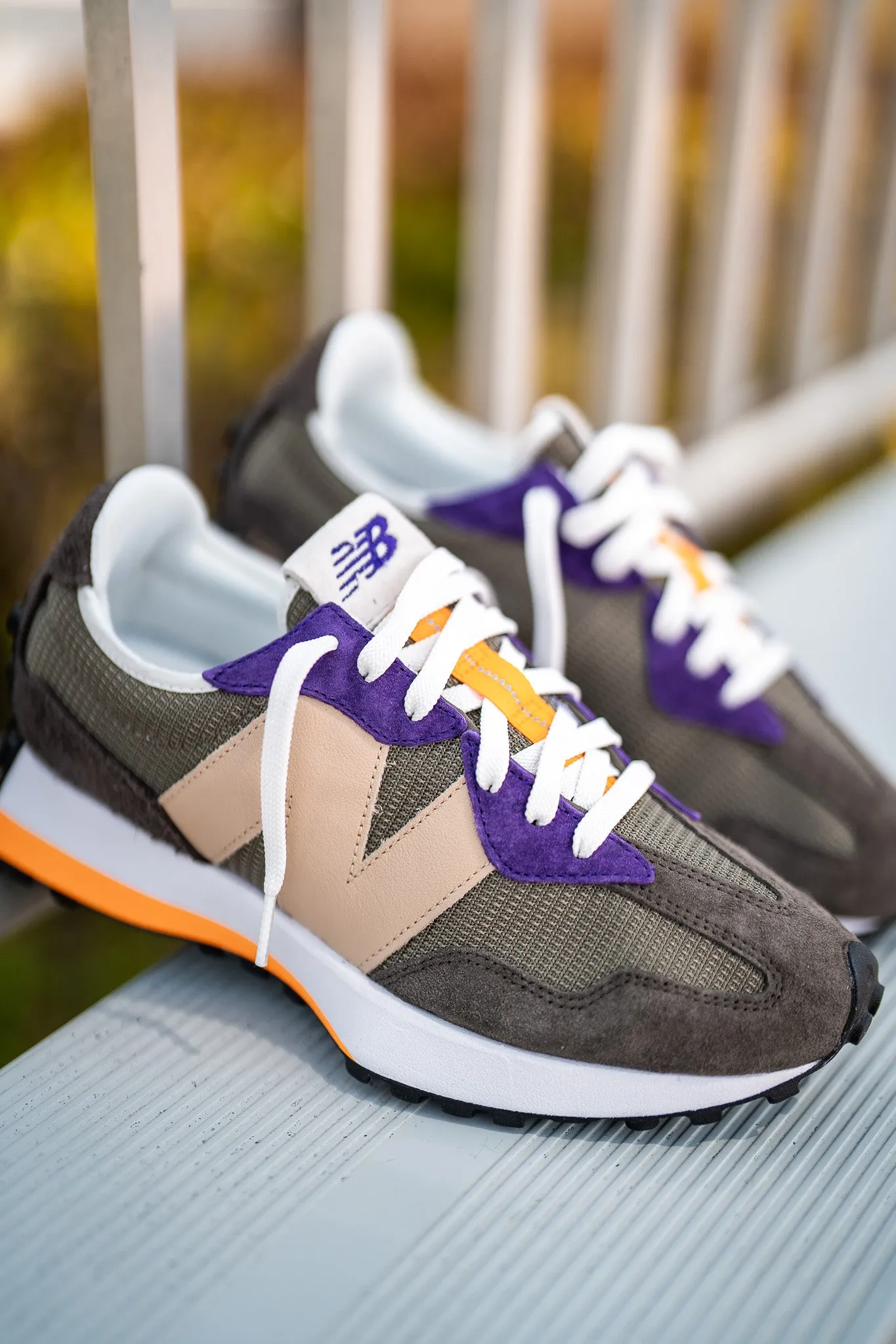 Herren New Balance 327 (Stinktier) - MS327DO