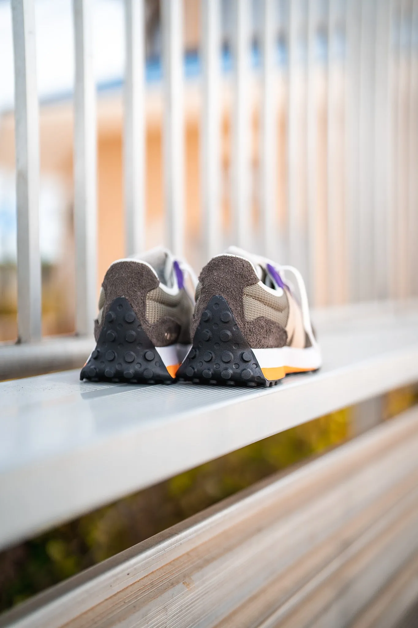 Herren New Balance 327 (Stinktier) - MS327DO