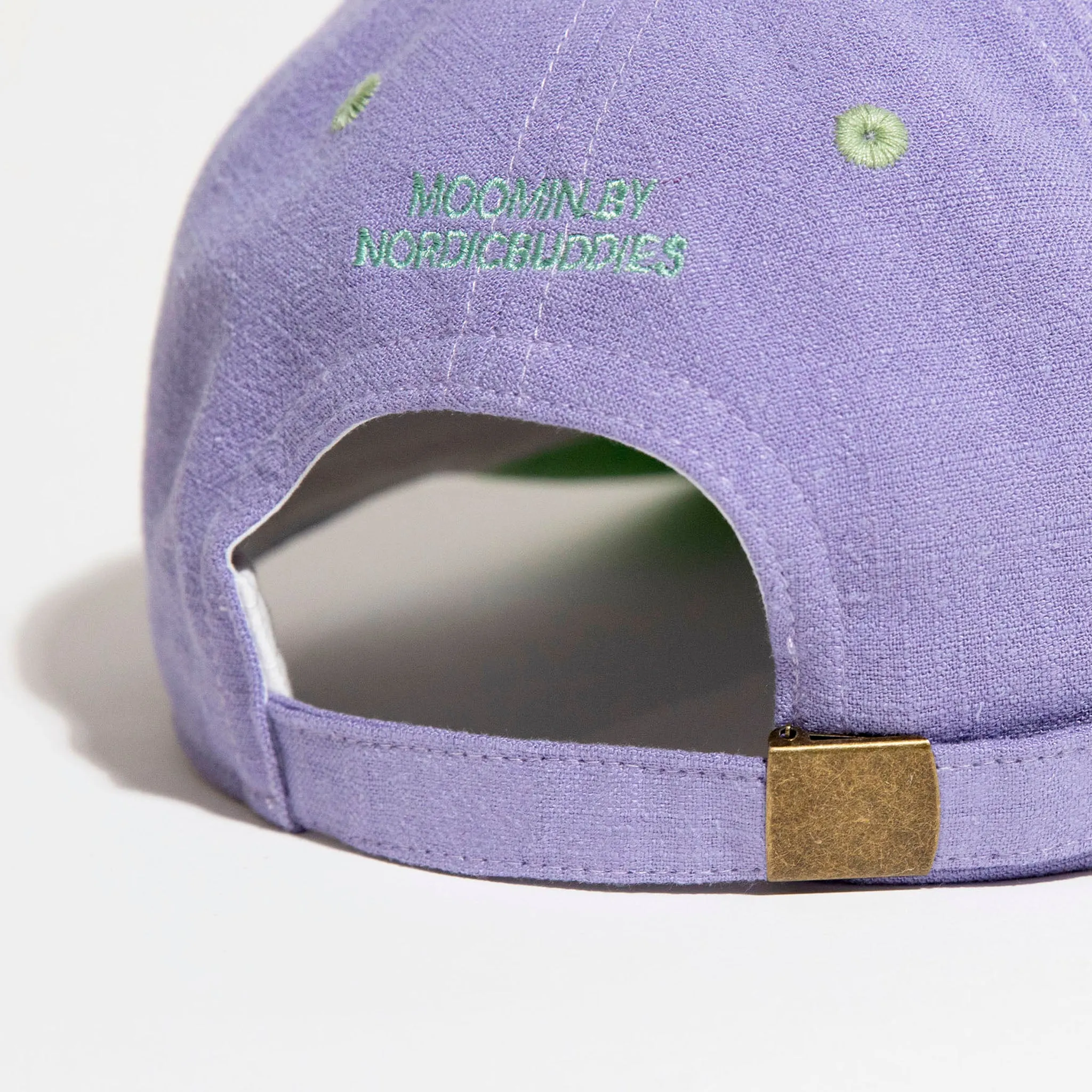 Moomintroll's Greeting Adult Cap