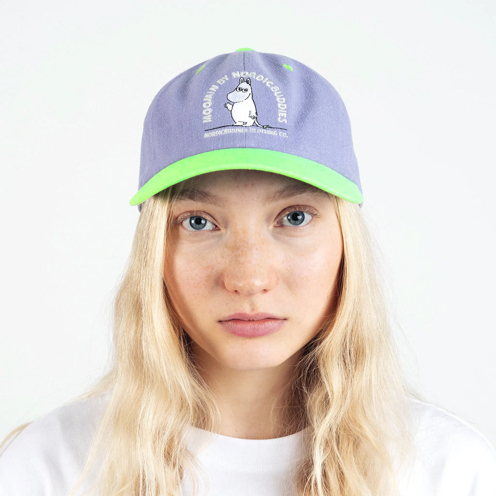 Moomintroll's Greeting Adult Cap