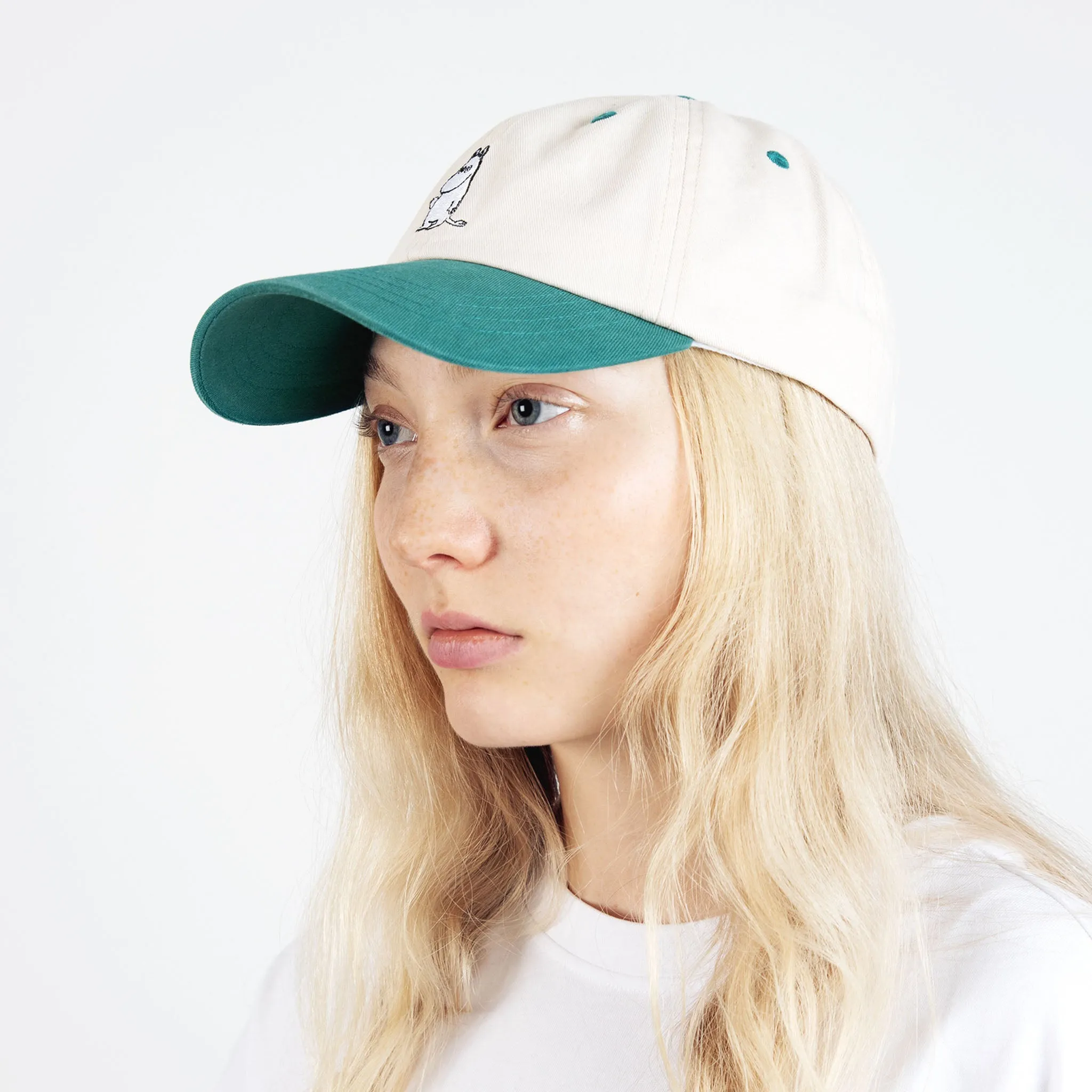 Moomintroll's Greeting Baseball Cap