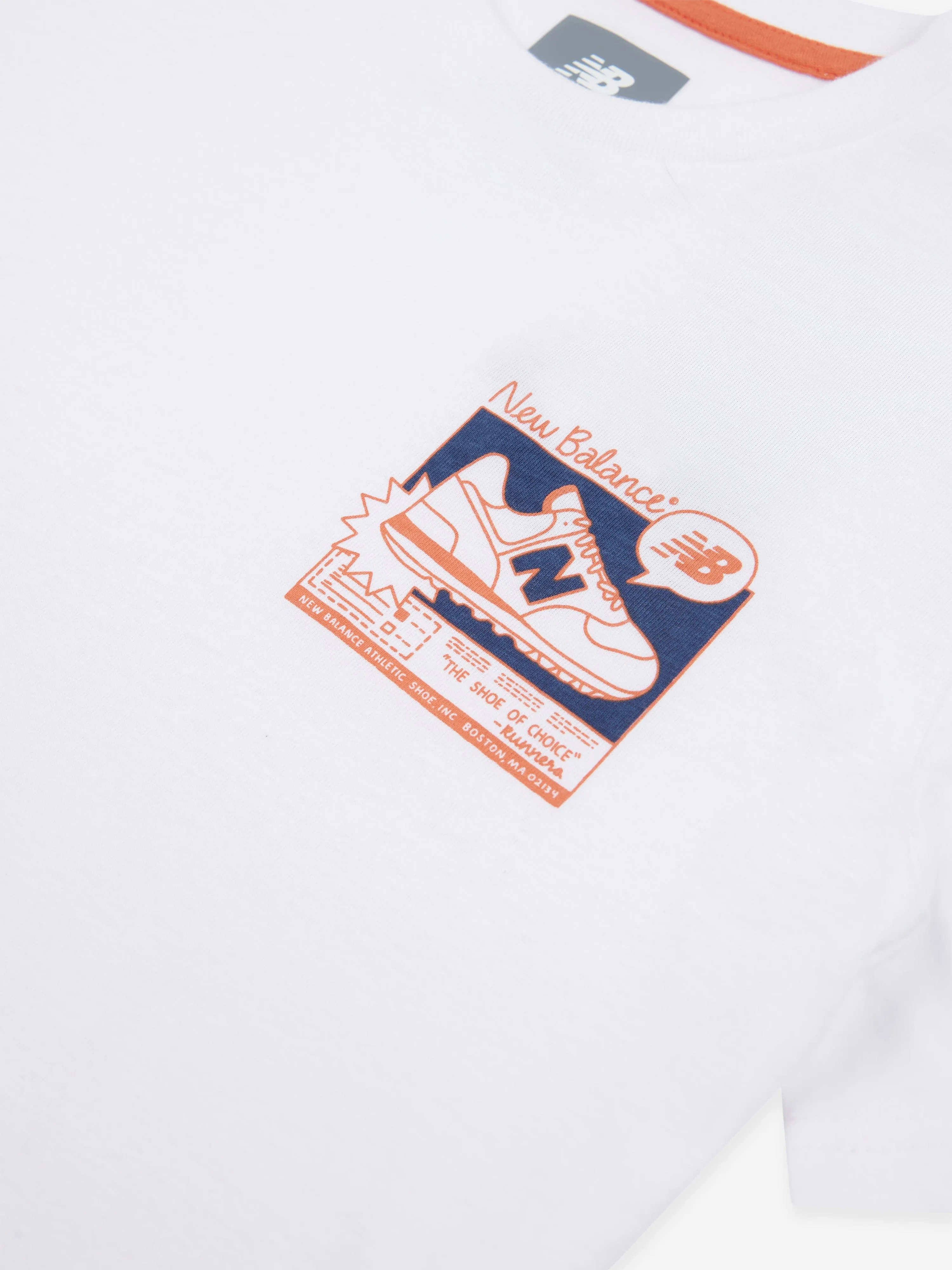 New Balance Jungen Trainingsschuhe Poster T-Shirt in Weiß