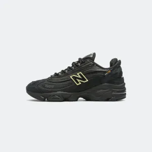 New Balance Kleidung M1000BBV