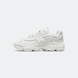 New Balance Kleidung M1000BW