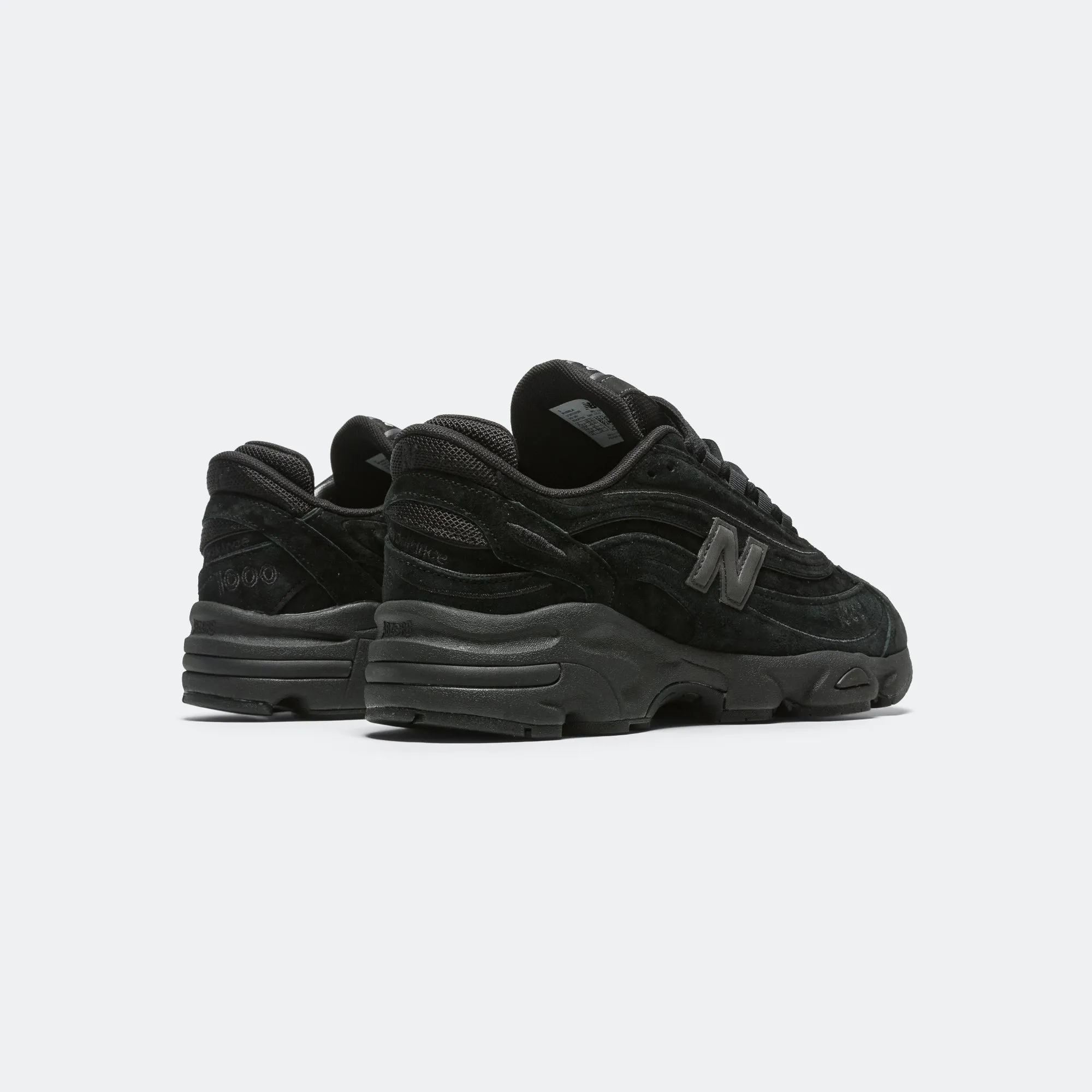 New Balance Kleidung M1000LA