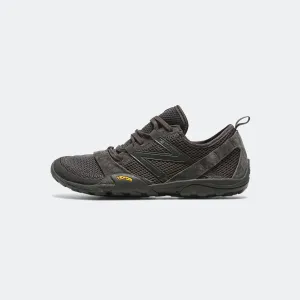 New Balance Kleidung MT10OAC
