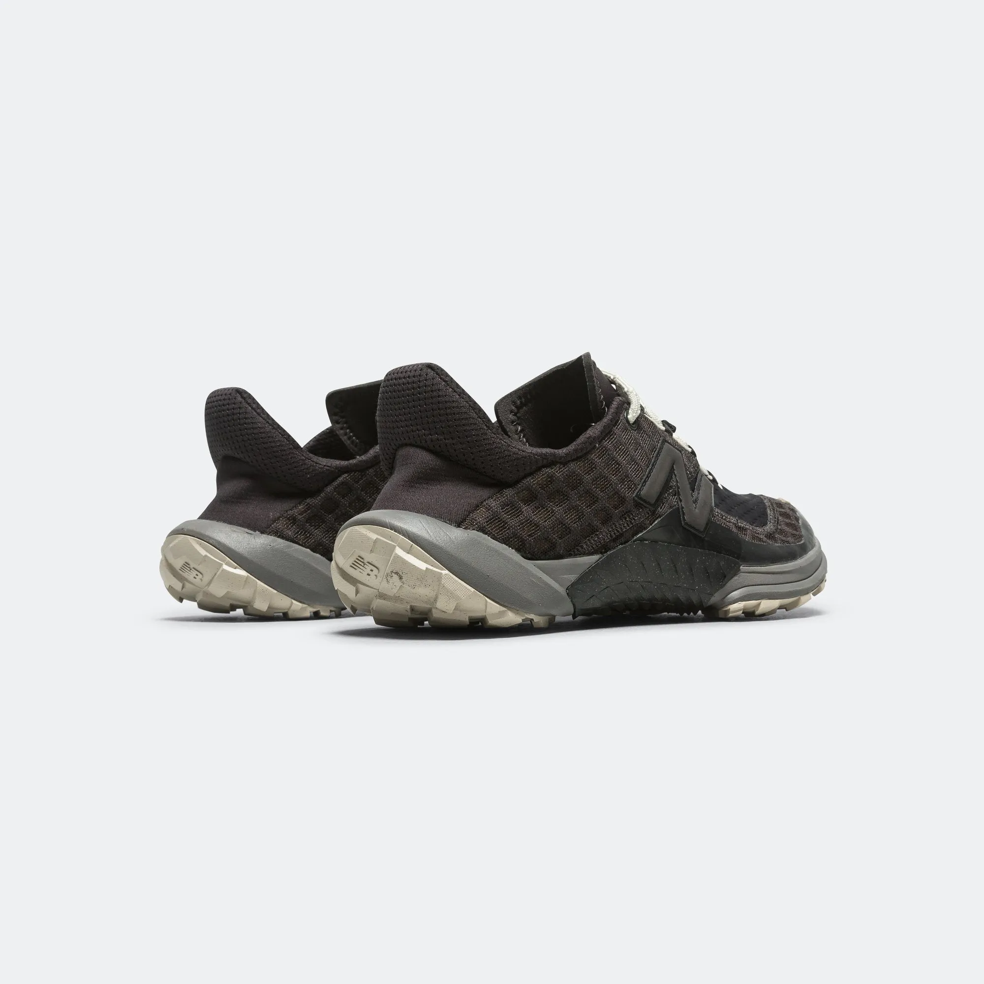 New Balance Kleidung MTM10LEA