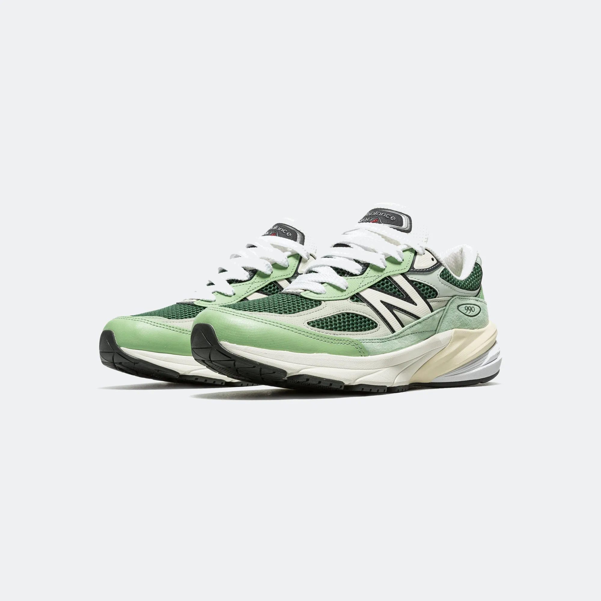 New Balance Kleidung U990AB6
