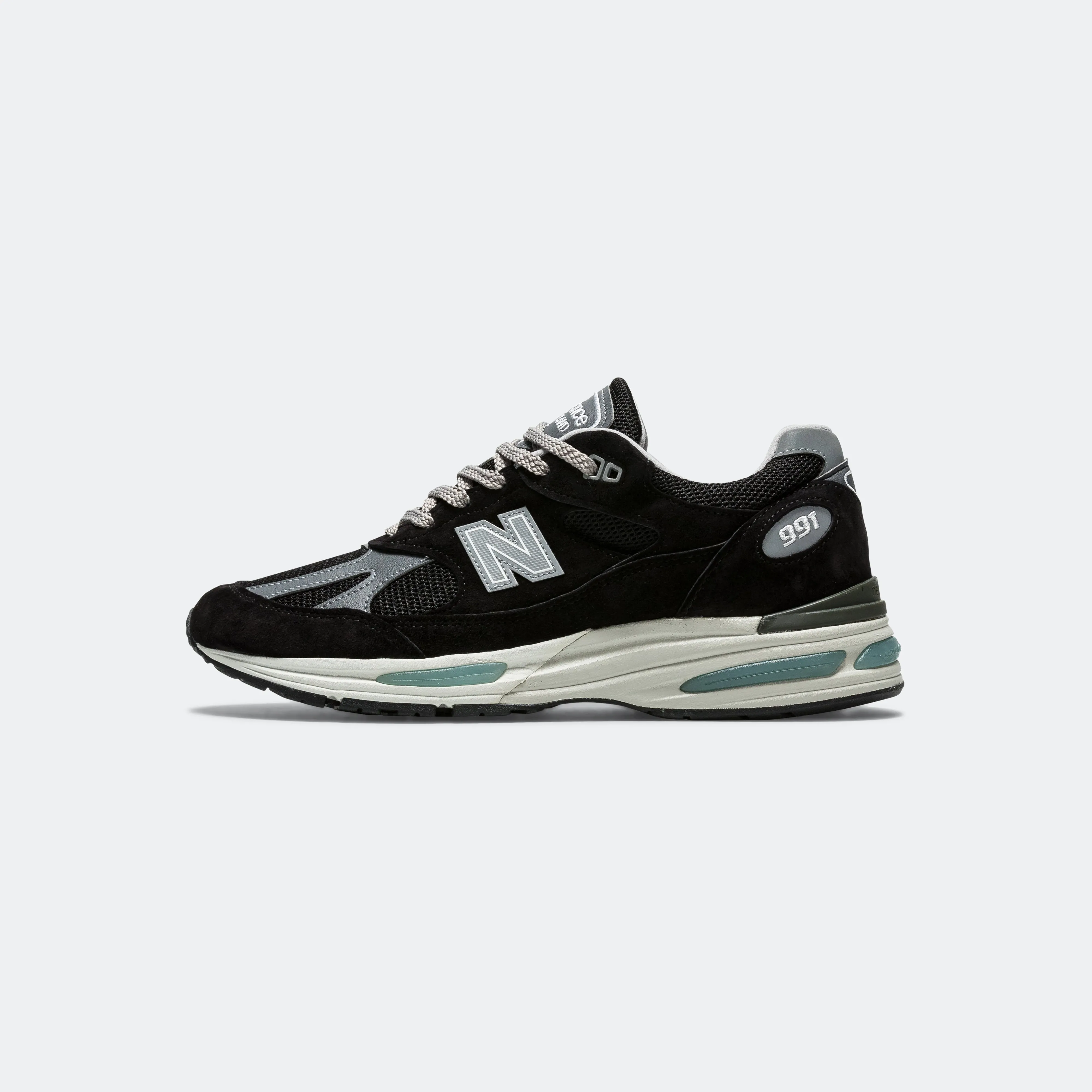 New Balance Kleidung U991BK2