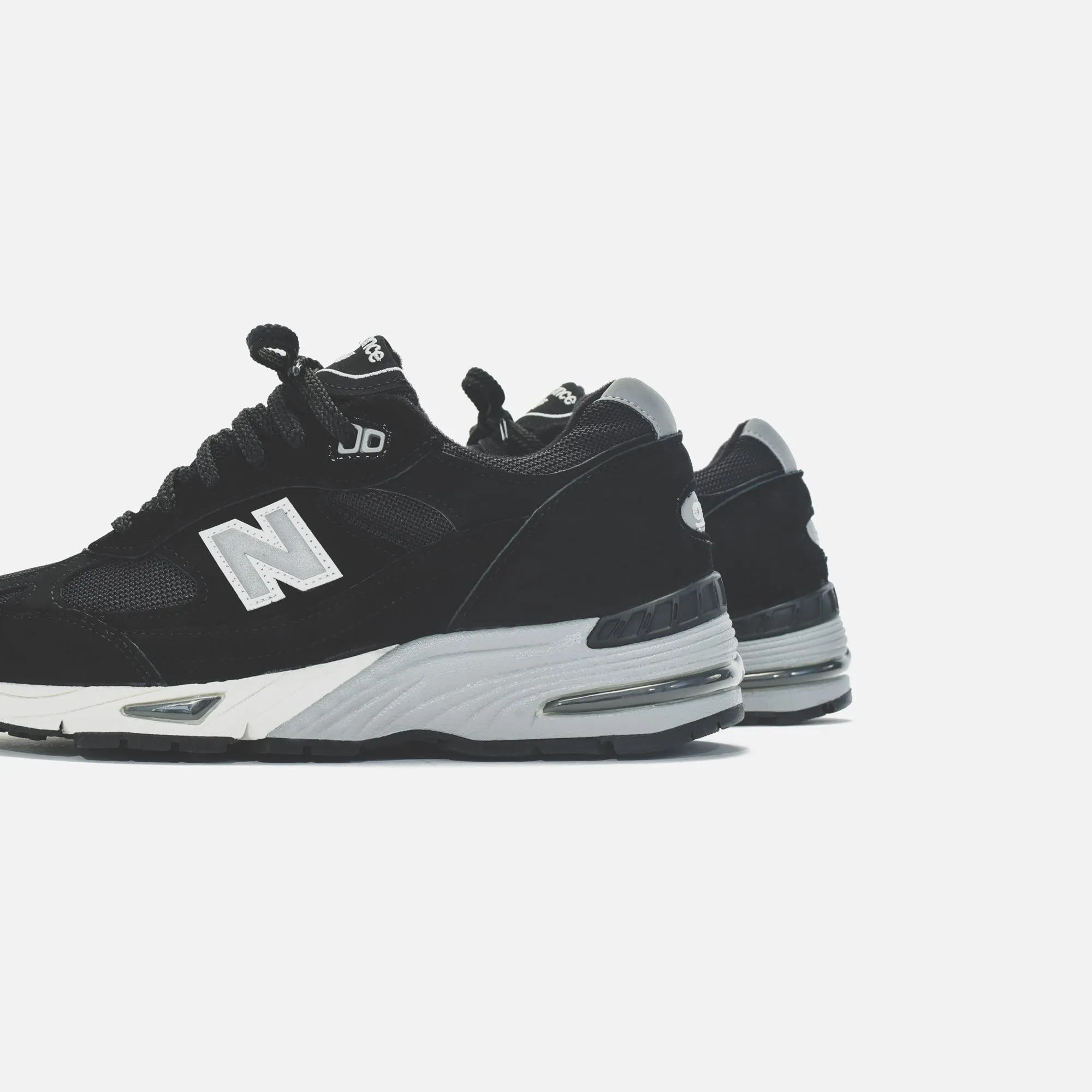New Balance Made in UK 991 - Schwarz / Weiß
