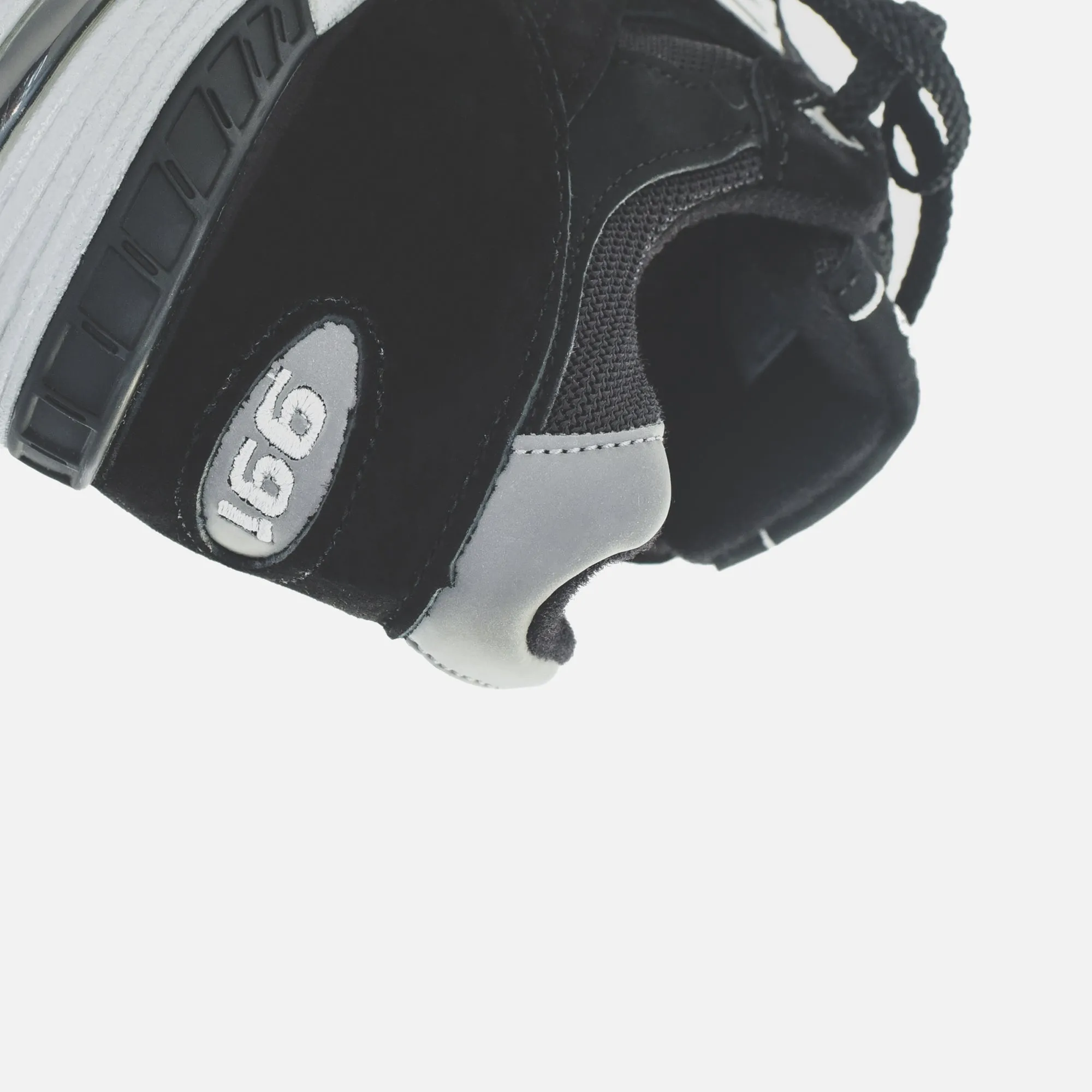 New Balance Made in UK 991 - Schwarz / Weiß