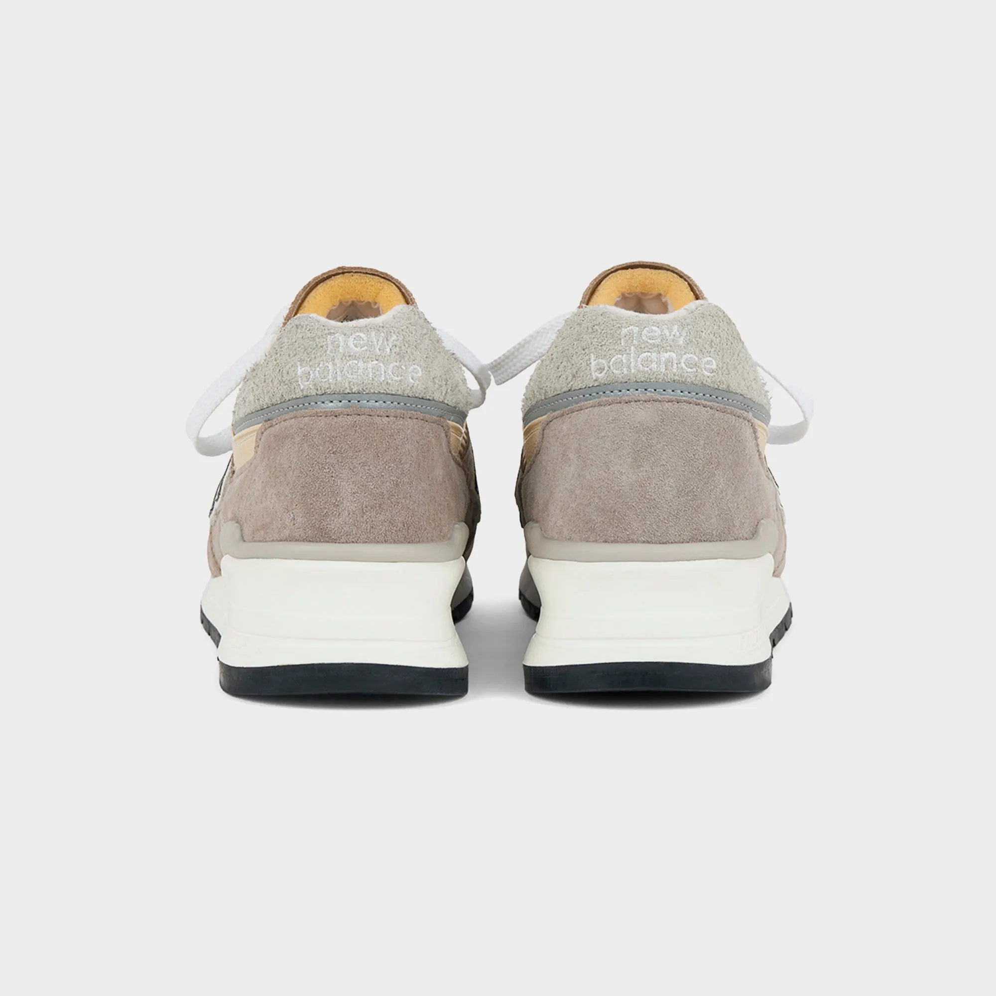 New Balance Made in USA 997 - Hellbraun / Mirage-Grau