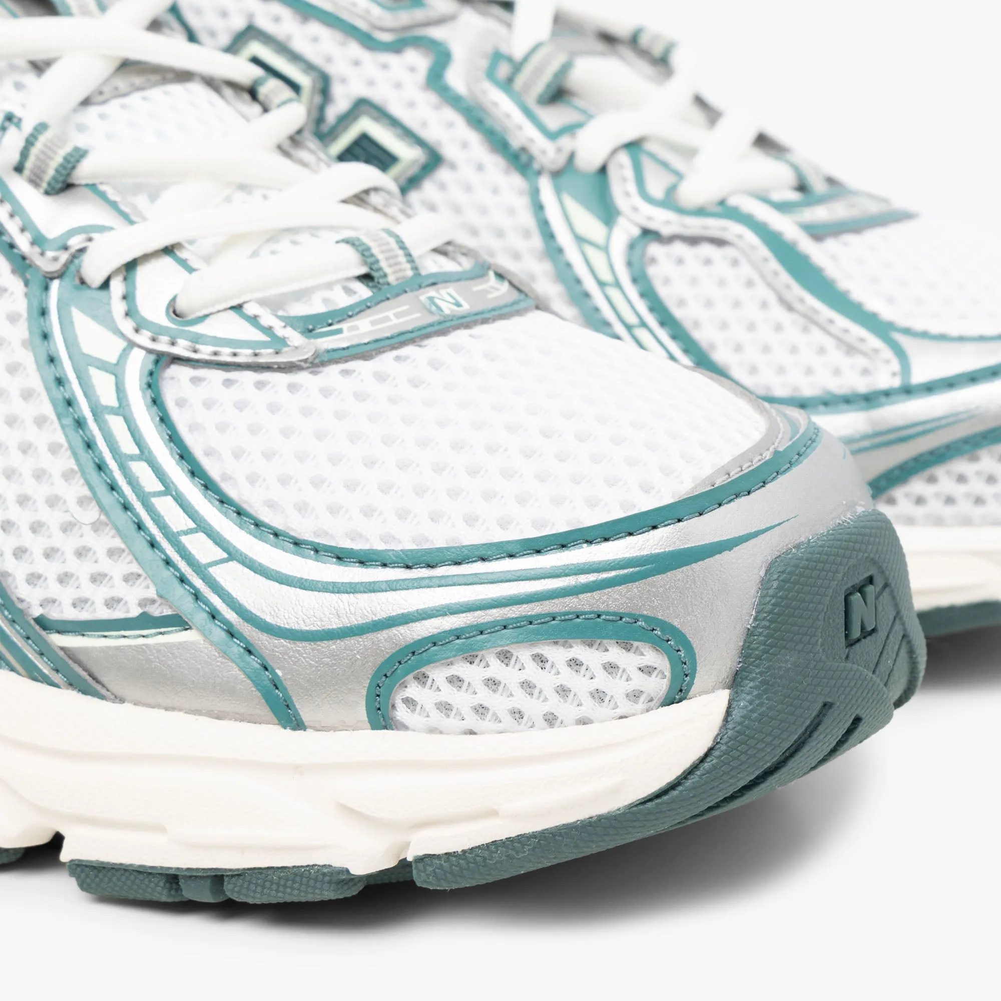 New Balance U740 Neu Fichte Weiß / Sumpfgrün